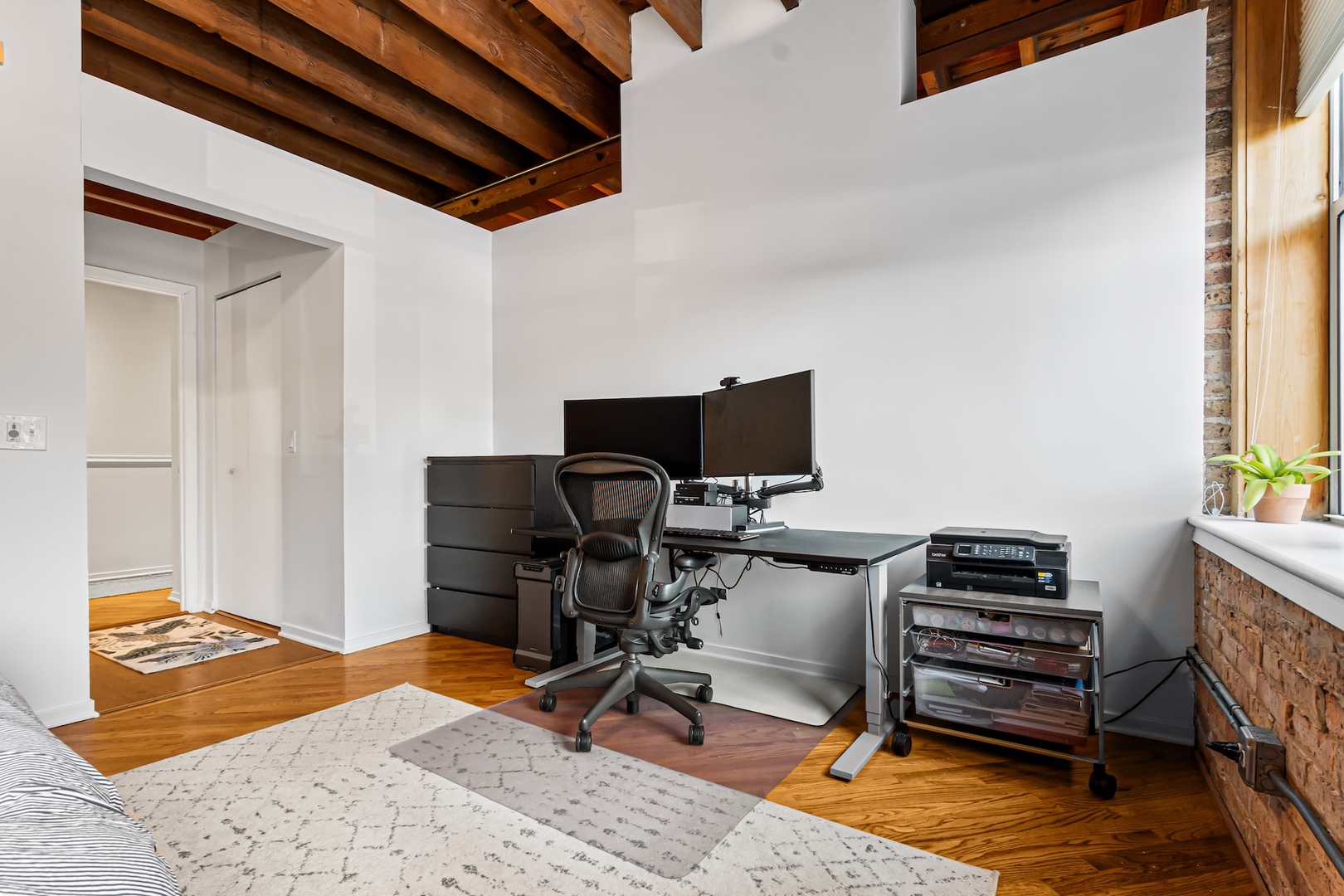 2021 W Willow Street Unit: 102