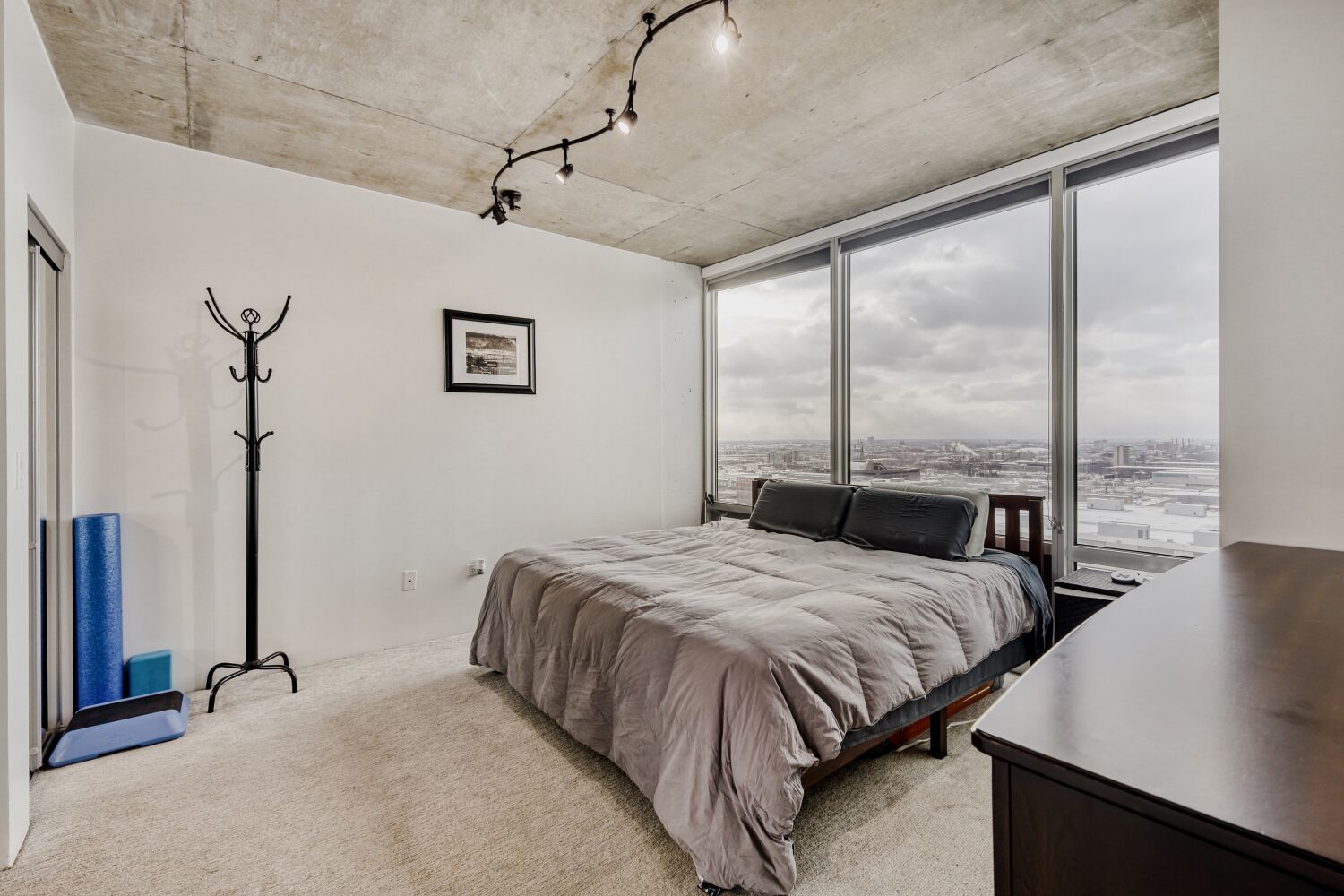 611 S Wells Street Unit: 2304