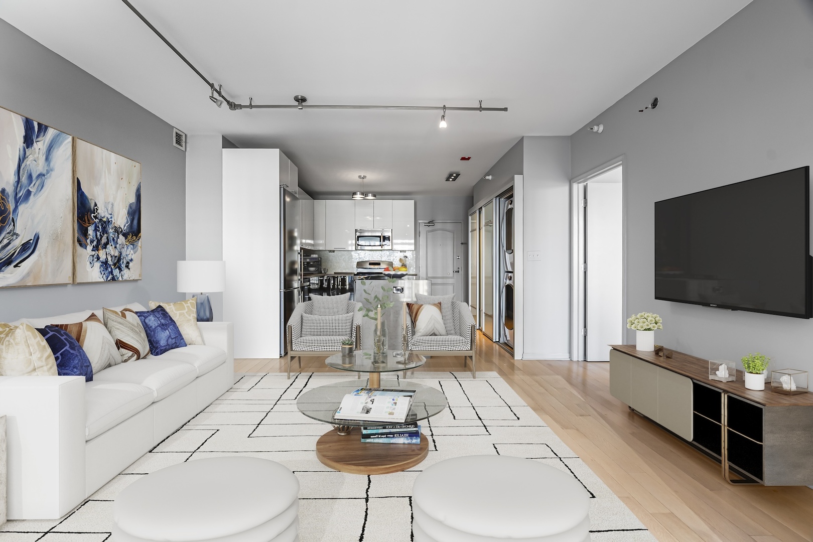 21 W Chestnut Street Unit: 1403