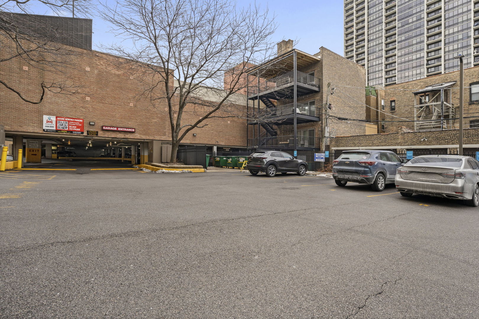 1660 N La Salle Drive Unit: 609