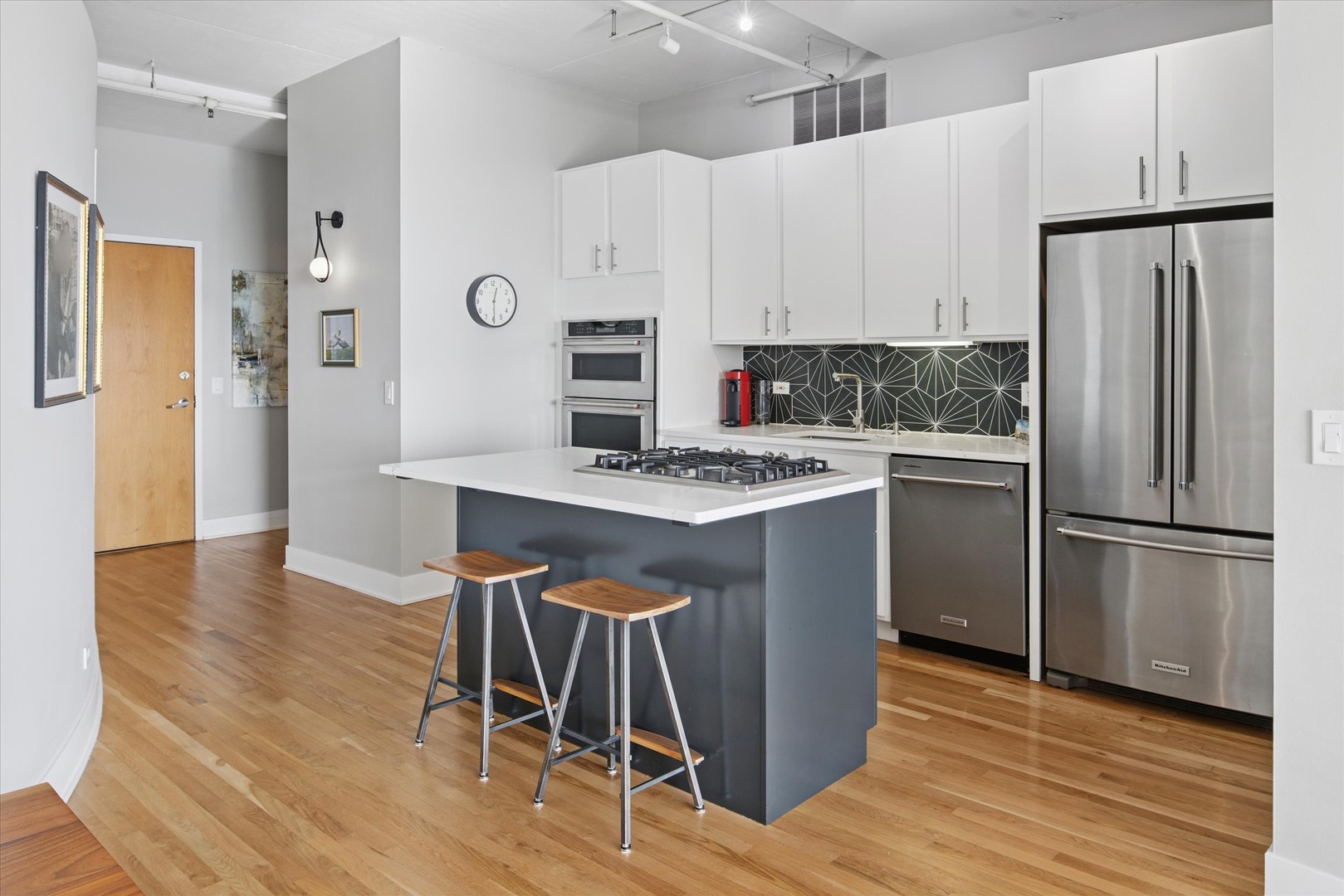 1530 S State Street Unit: 14N