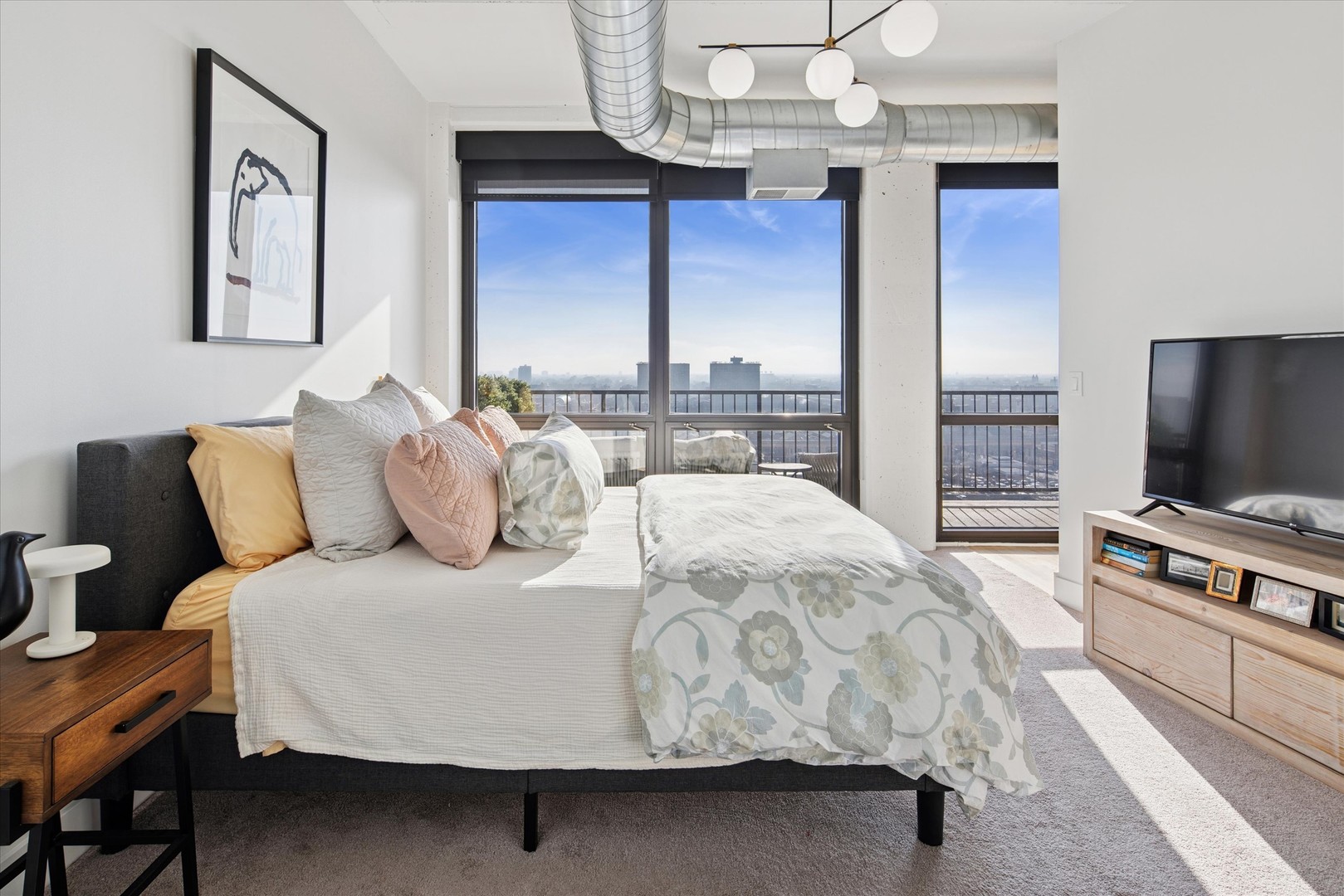 1530 S State Street Unit: 14N