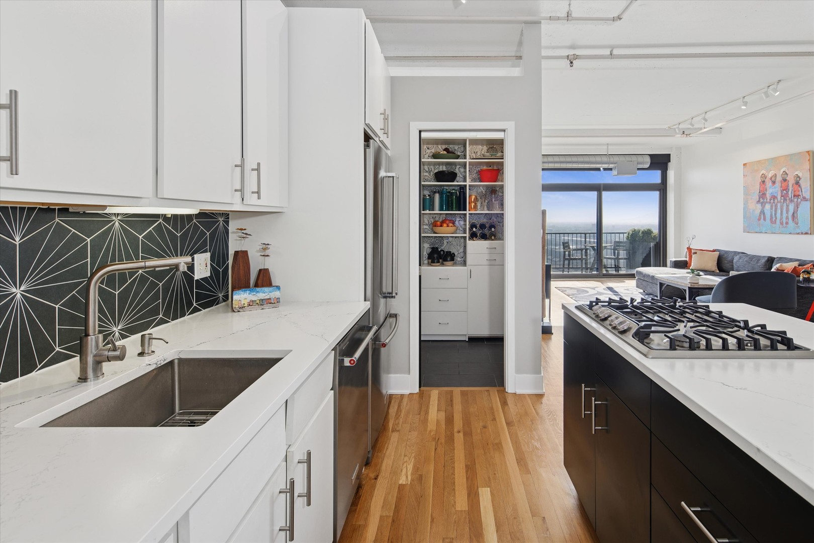 1530 S State Street Unit: 14N