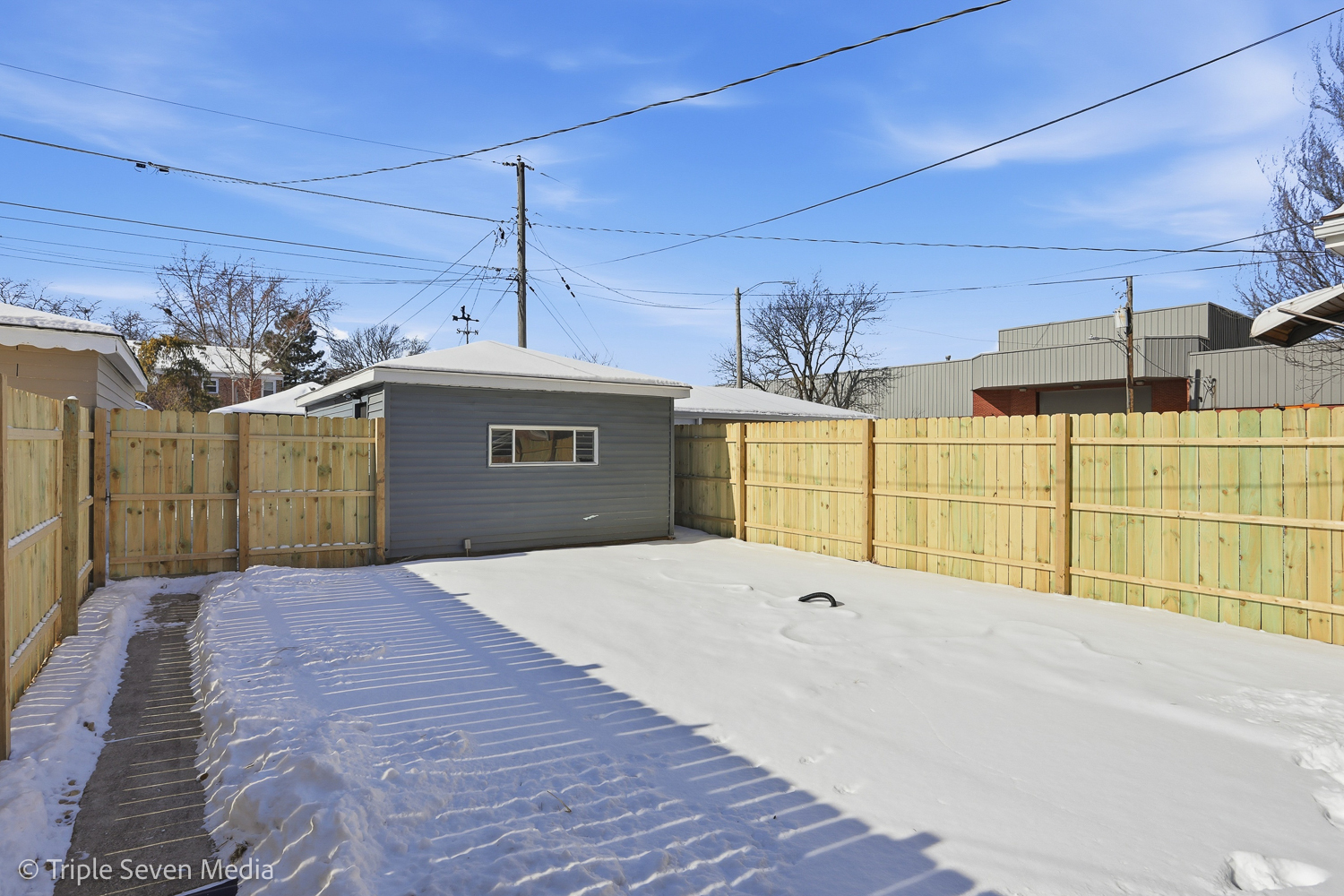 3002 Wesley Avenue