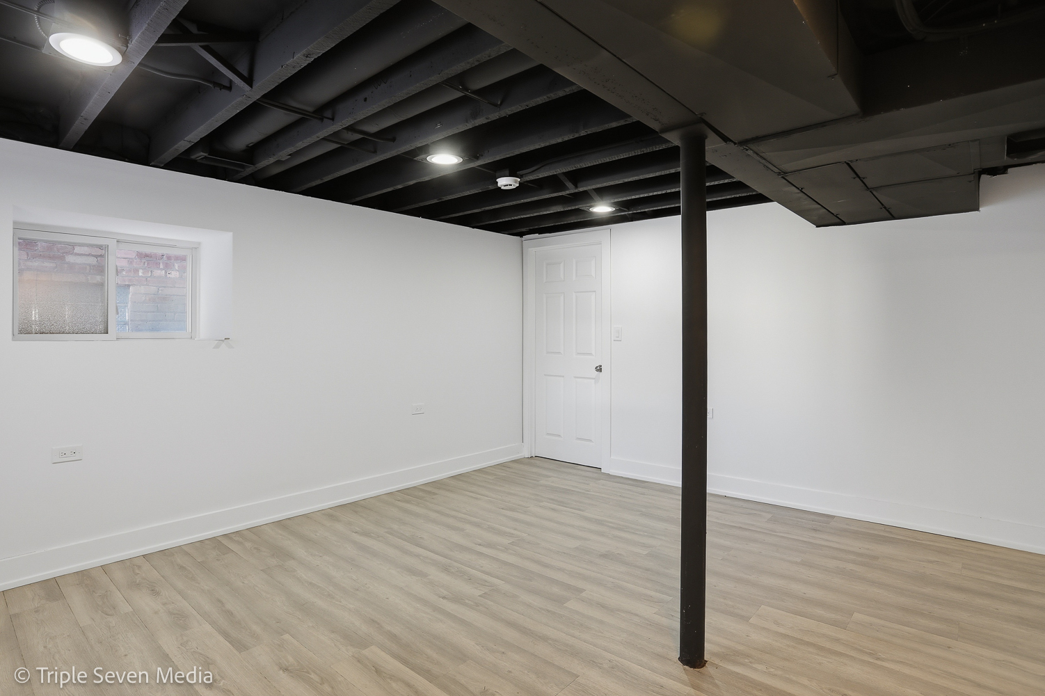 3002 Wesley Avenue