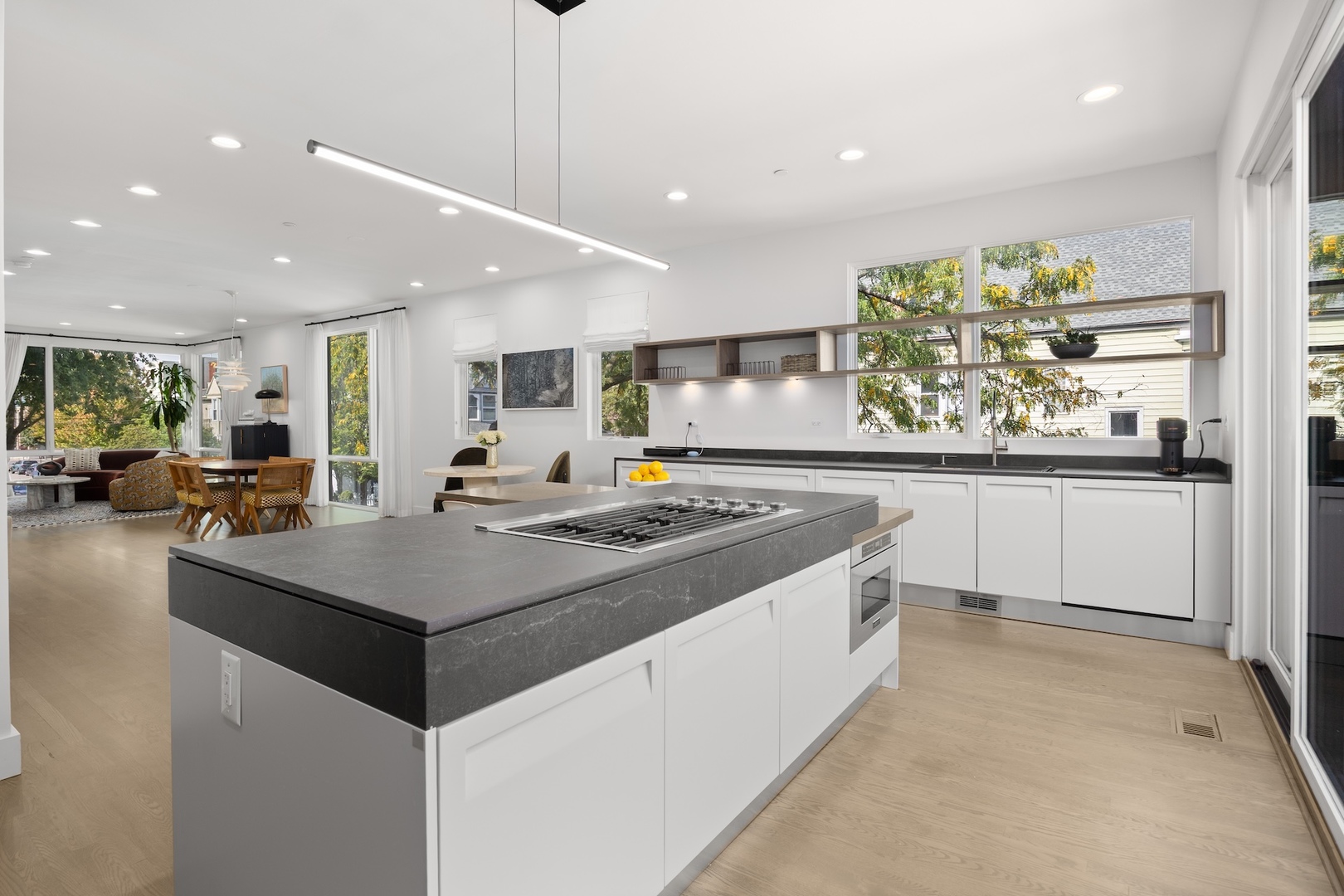 2659 N Magnolia Avenue