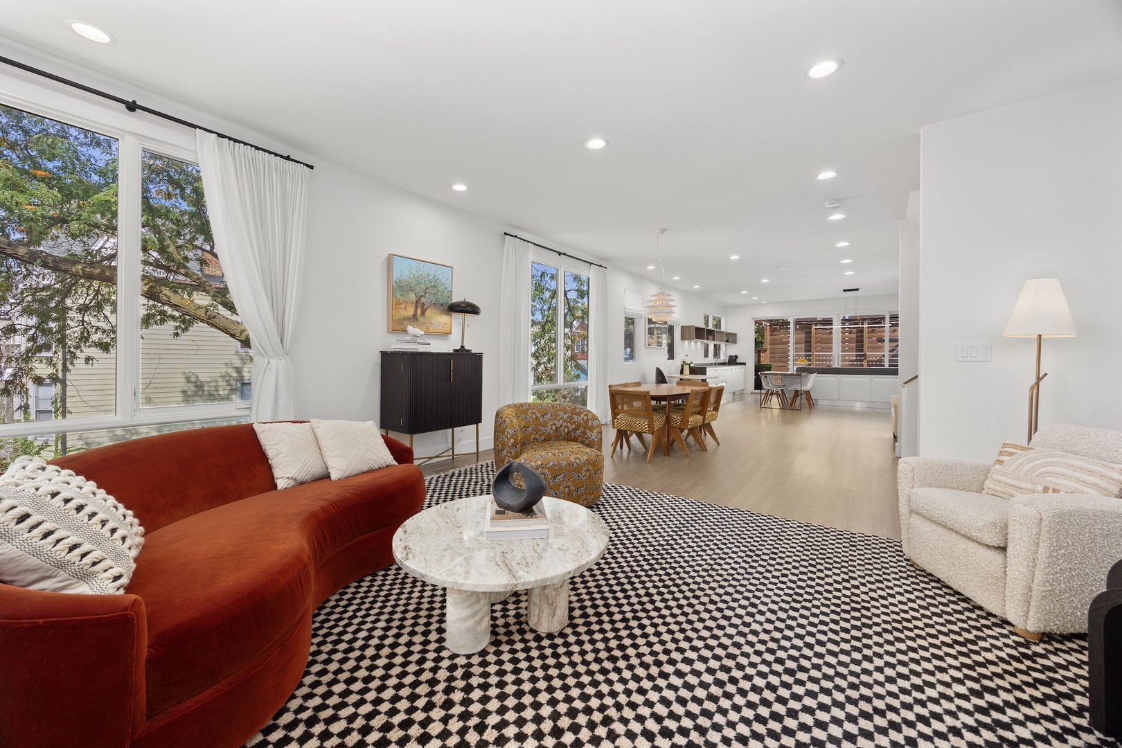 2659 N Magnolia Avenue