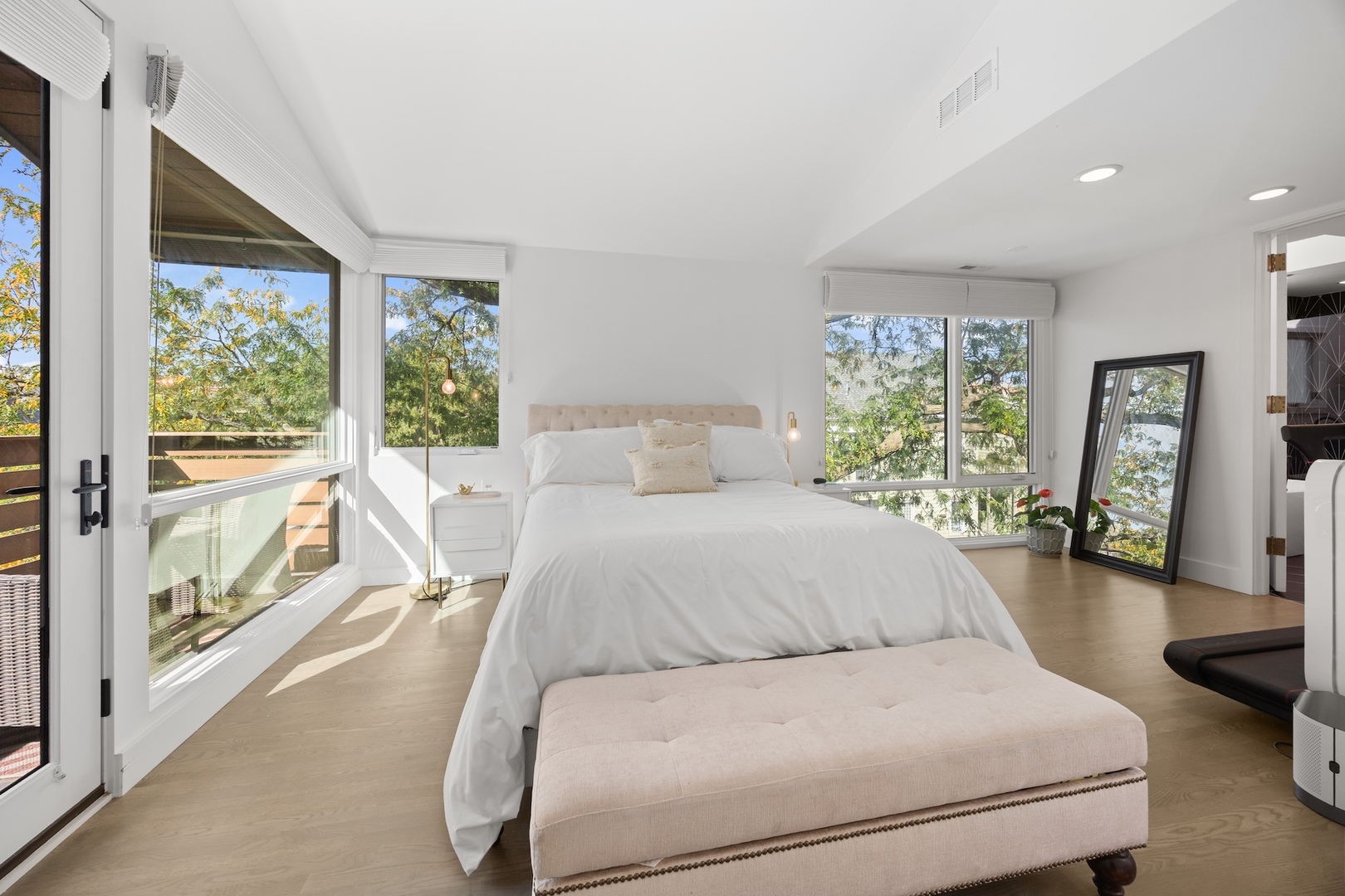 2659 N Magnolia Avenue