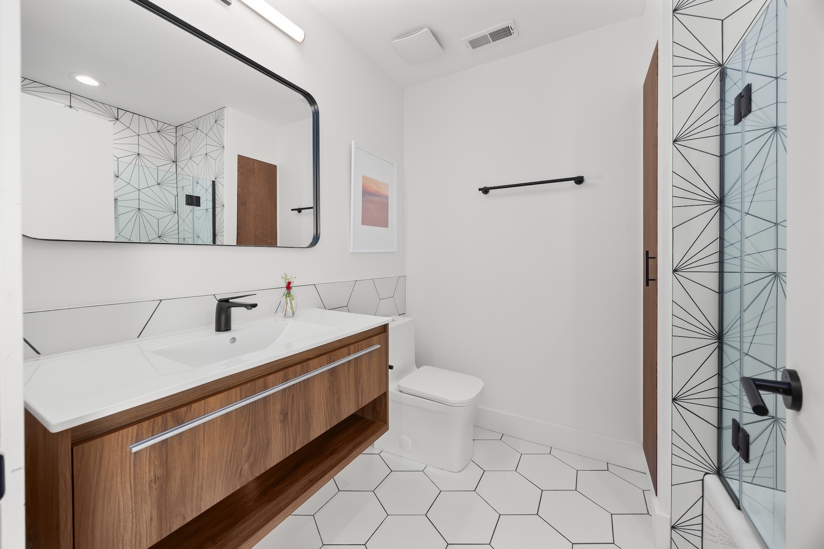 2659 N Magnolia Avenue