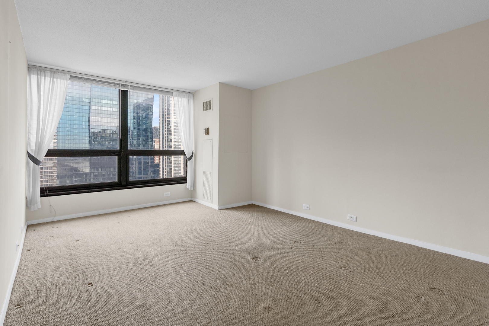 360 E Randolph Street Unit: 2307