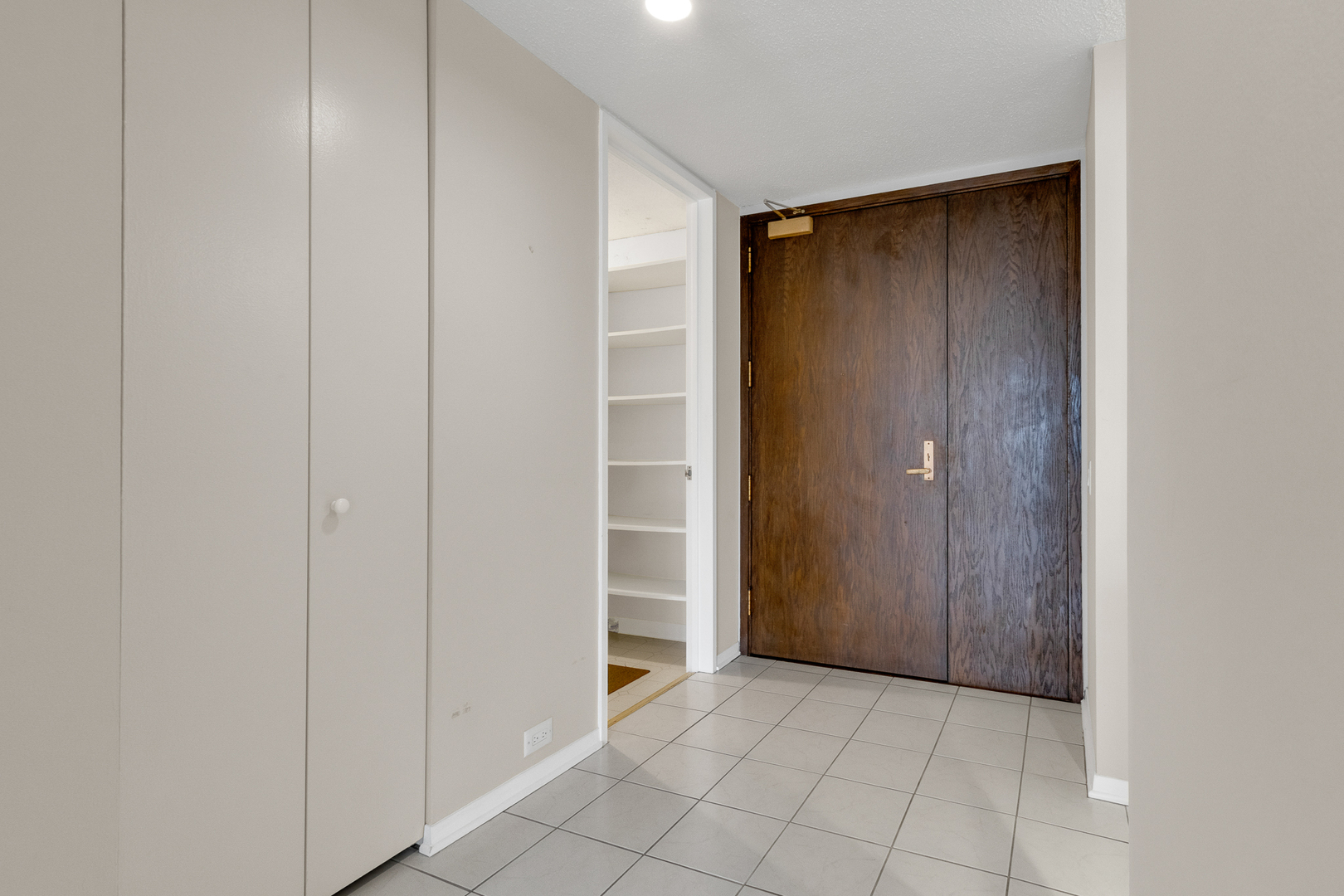 360 E Randolph Street Unit: 2307