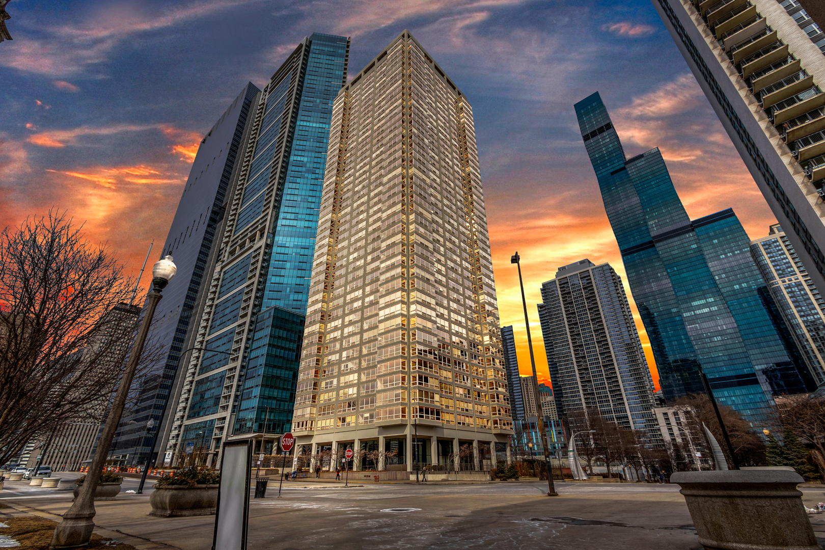 360 E Randolph Street Unit: 2307