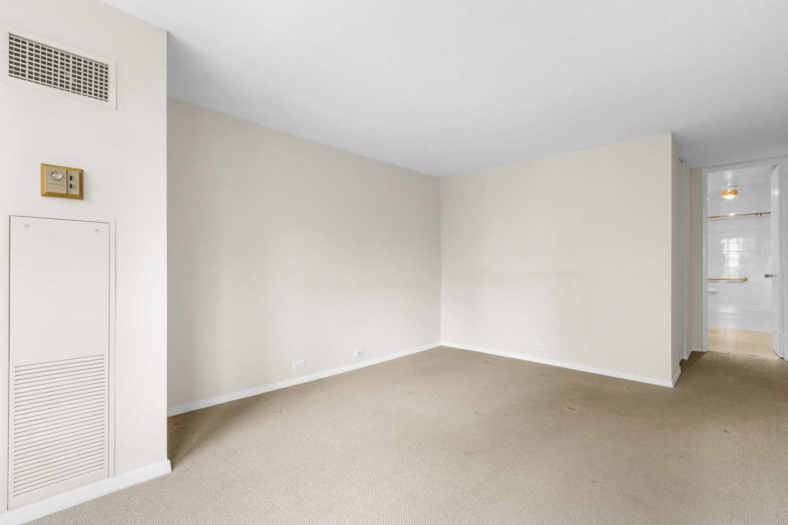 360 E Randolph Street Unit: 2307