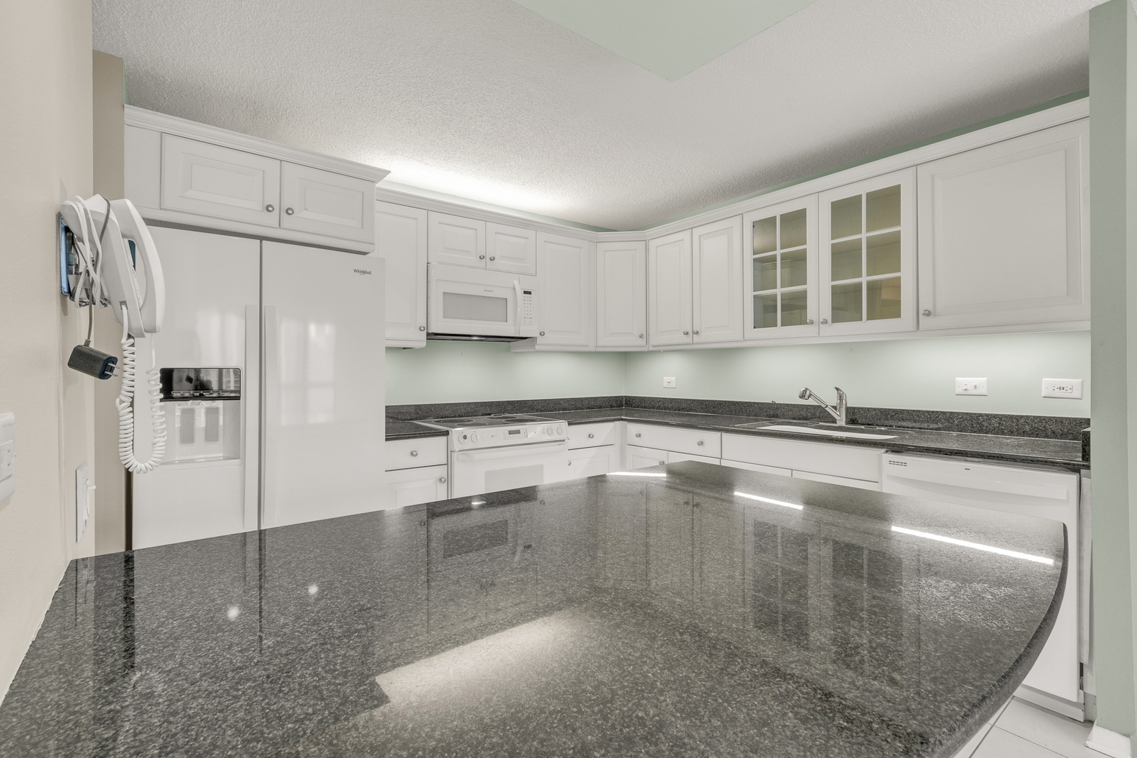 360 E Randolph Street Unit: 2307