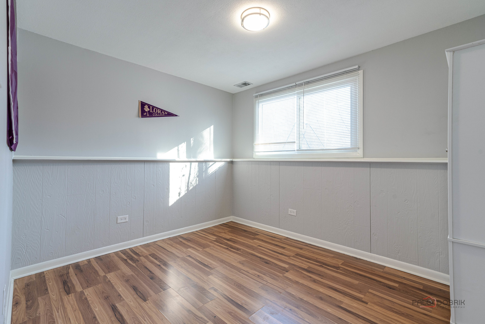 36719 N Lawrence Drive