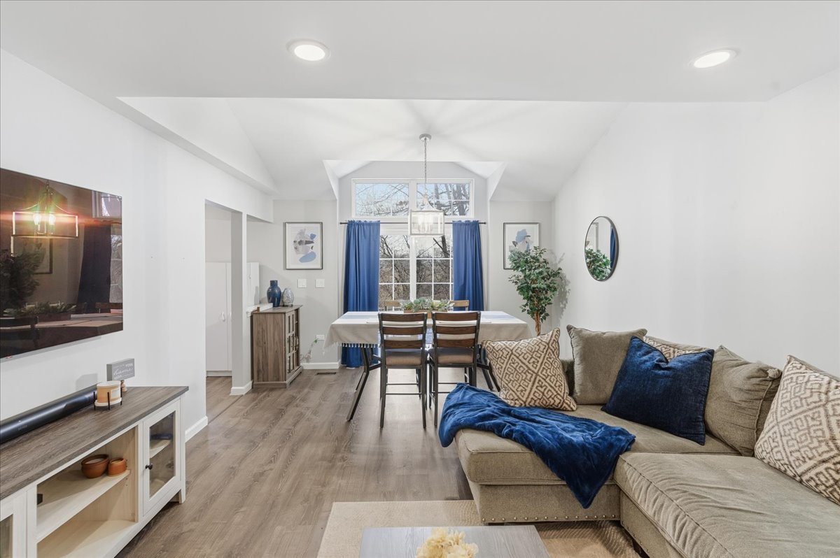 1947 Heron Avenue Unit: B