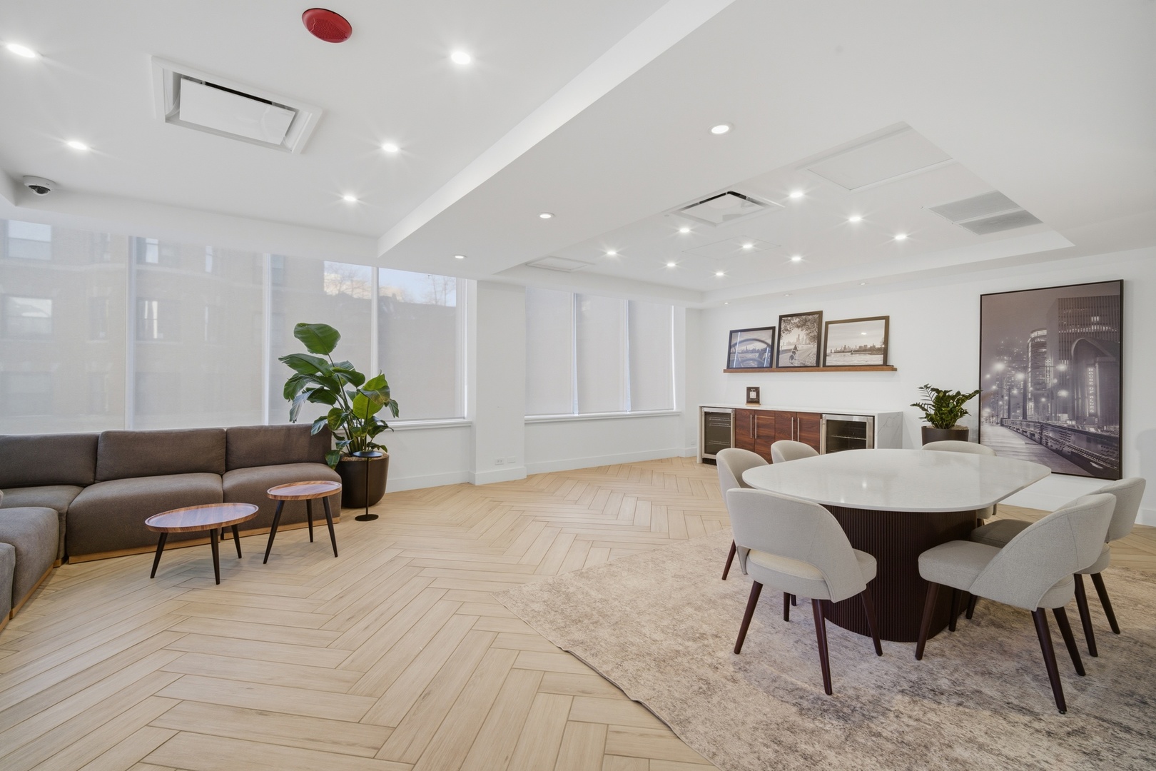 655 W Irving Park Road Unit: 2916