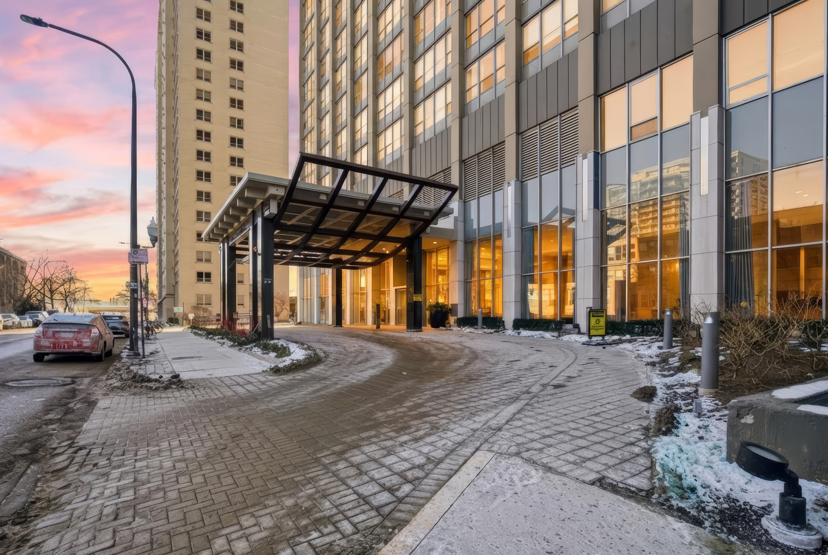 655 W Irving Park Road Unit: 2916