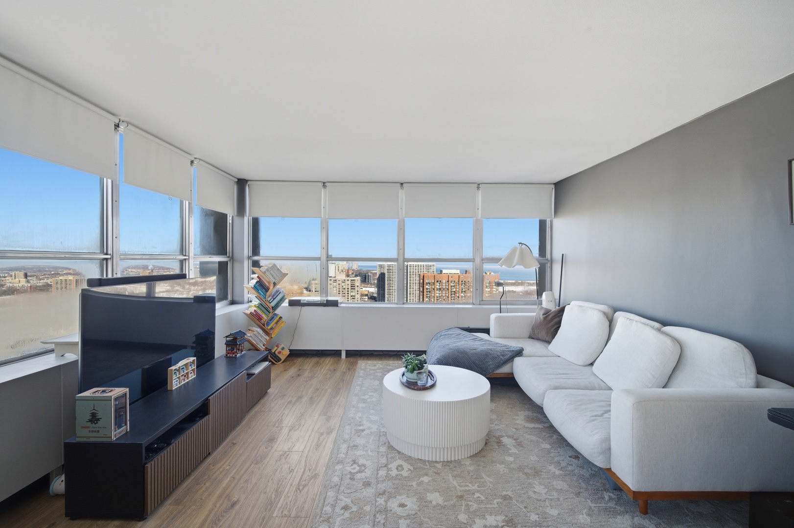 655 W Irving Park Road Unit: 2916