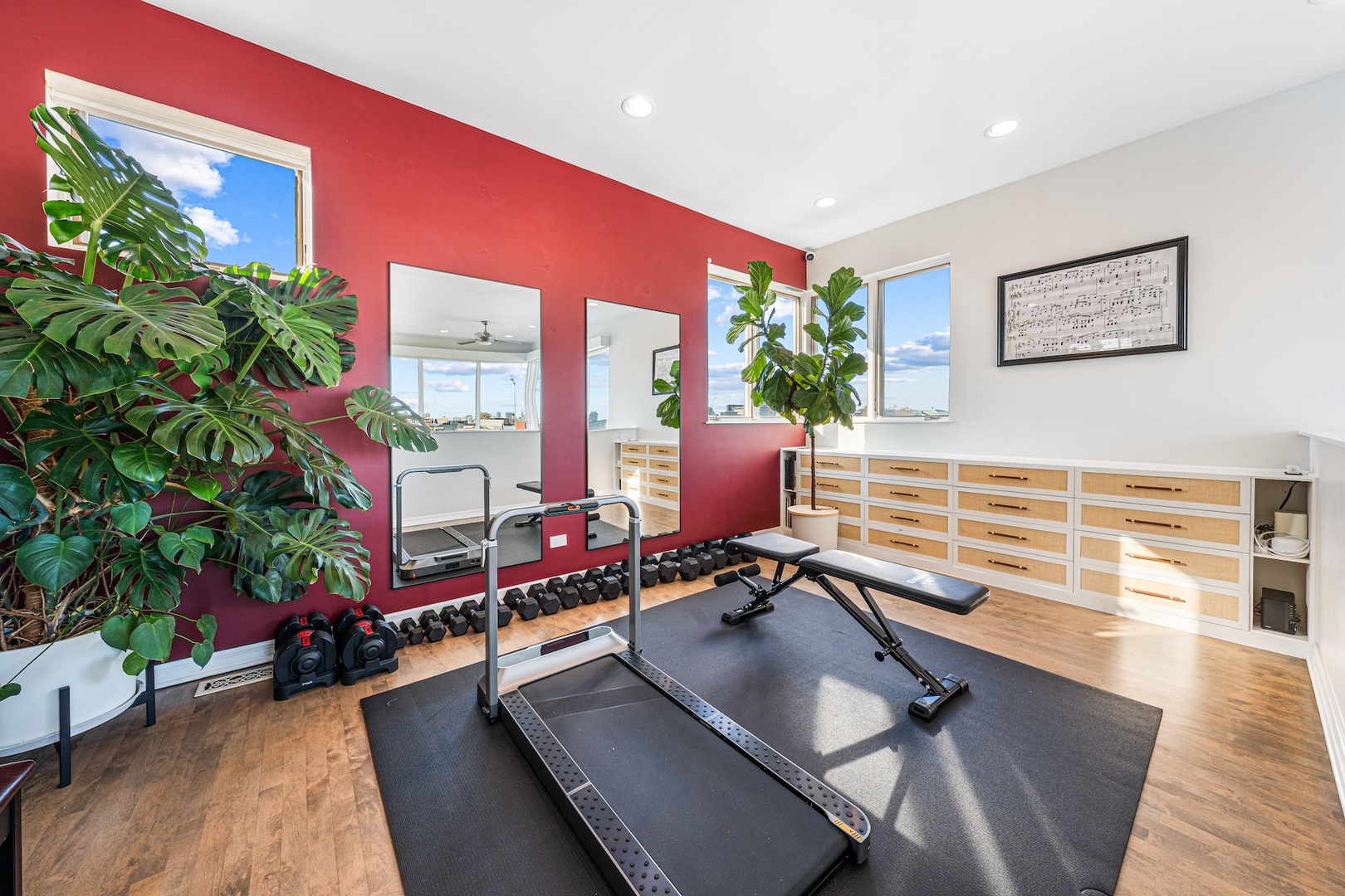 956 N Wood Street Unit: PH