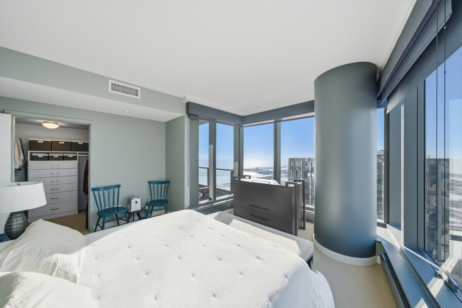 60 E Monroe Street Unit: 5304