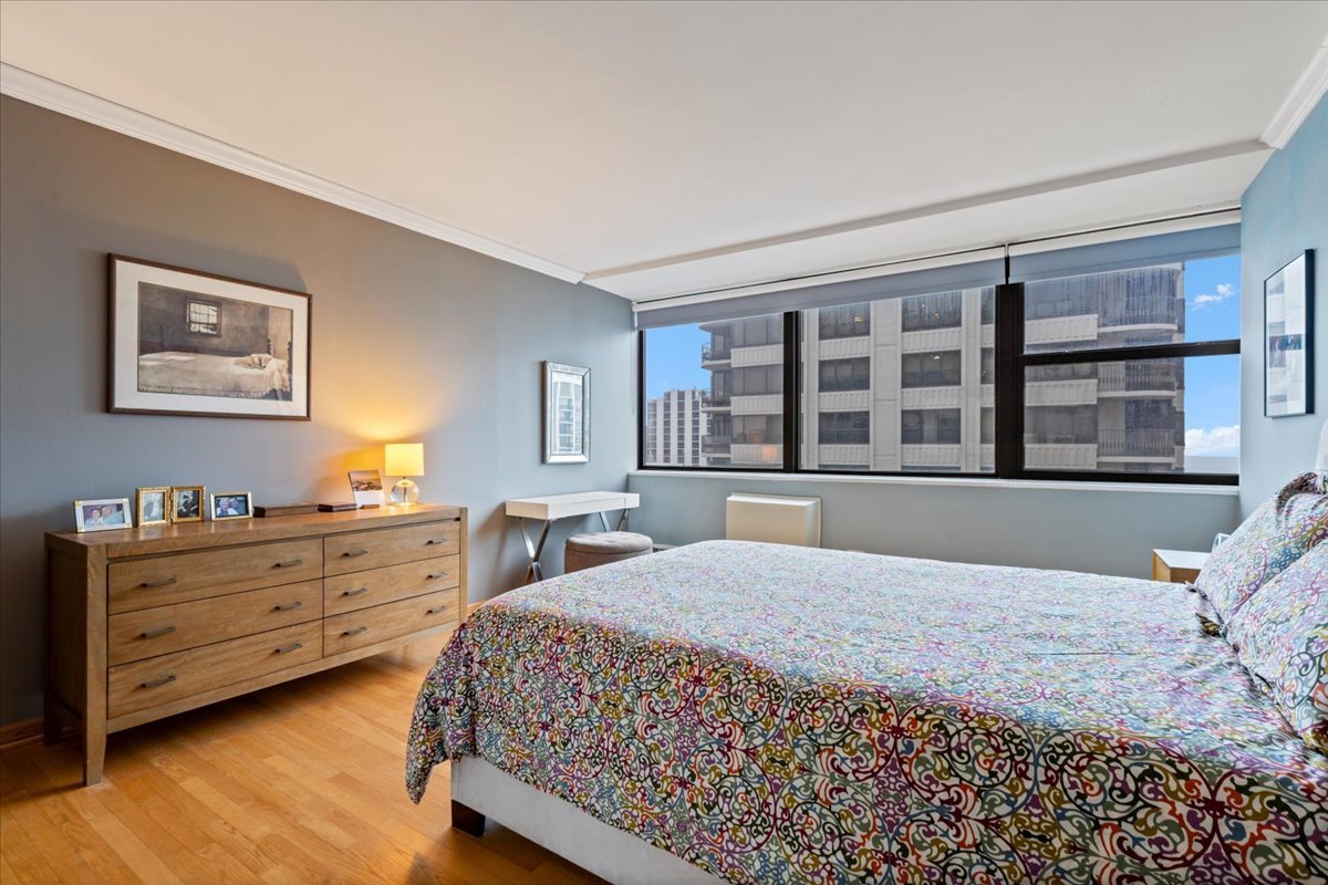 1445 N State Parkway Unit: 2103