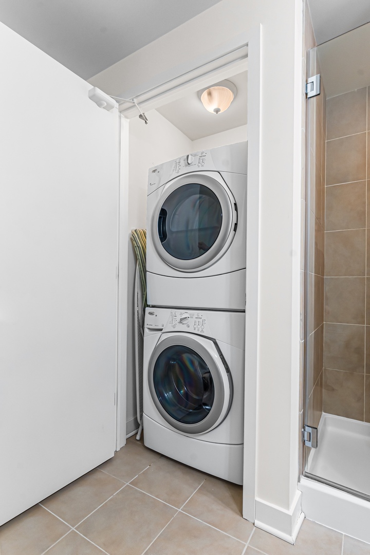 505 N McClurg Court Unit: 2604