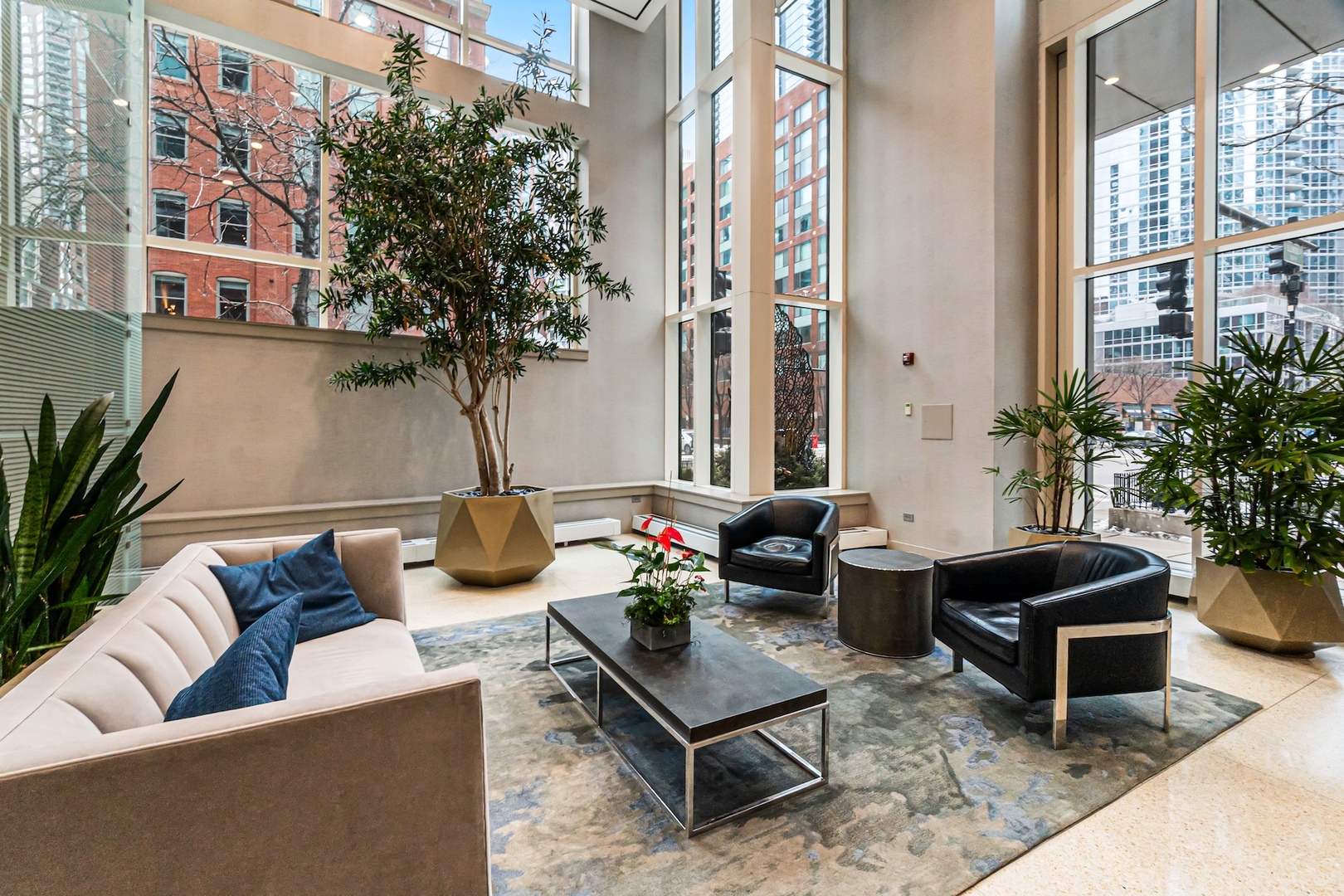 505 N McClurg Court Unit: 2604