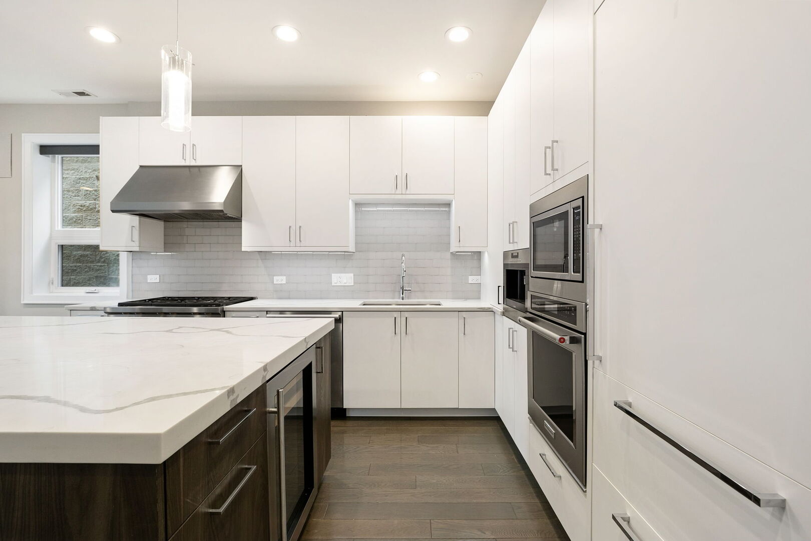 1448 W Erie Street Unit: 2