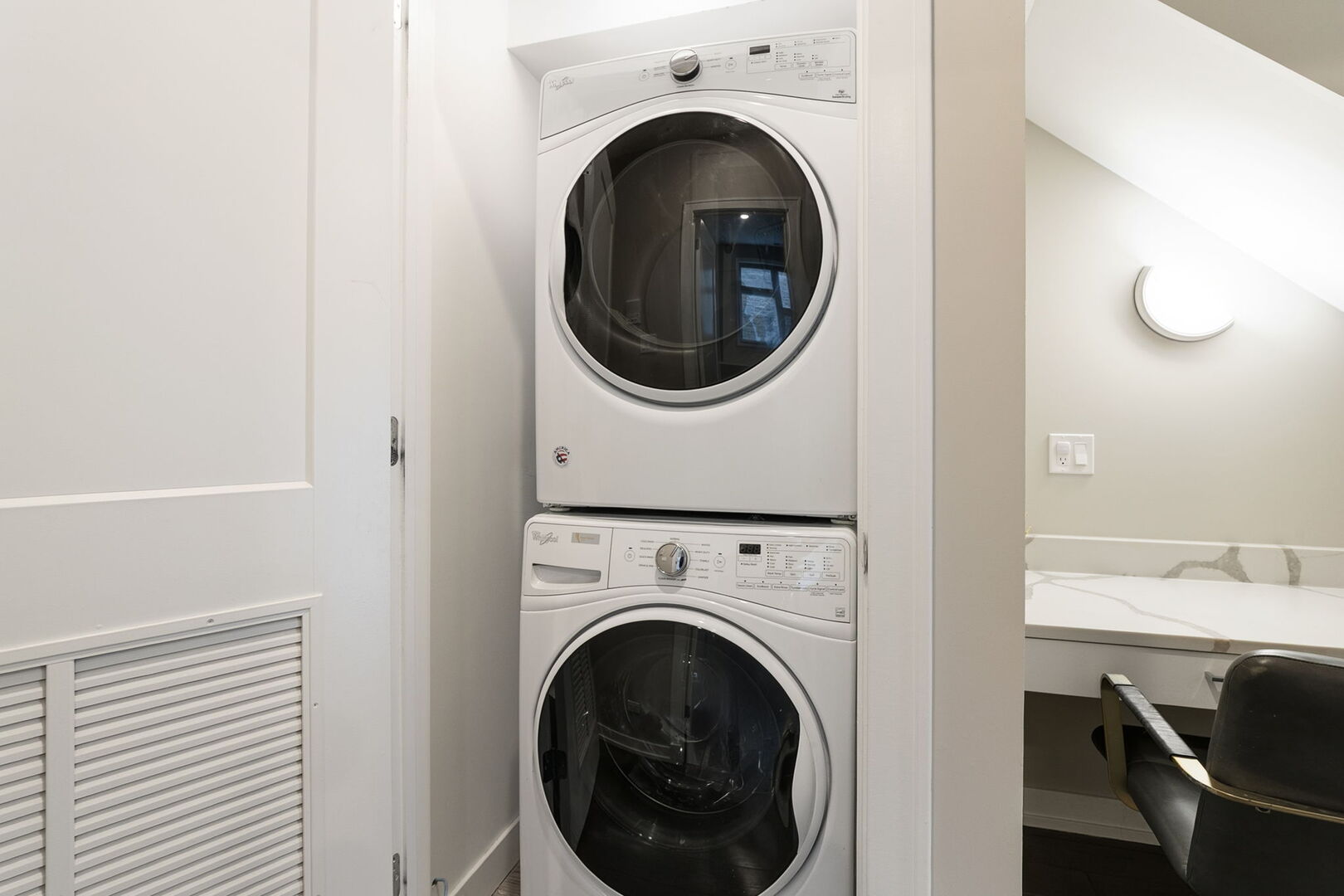 1448 W Erie Street Unit: 2