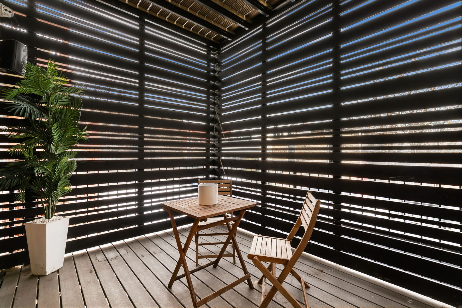 1448 W Erie Street Unit: 2