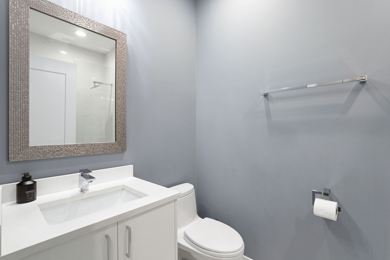 1448 W Erie Street Unit: 2