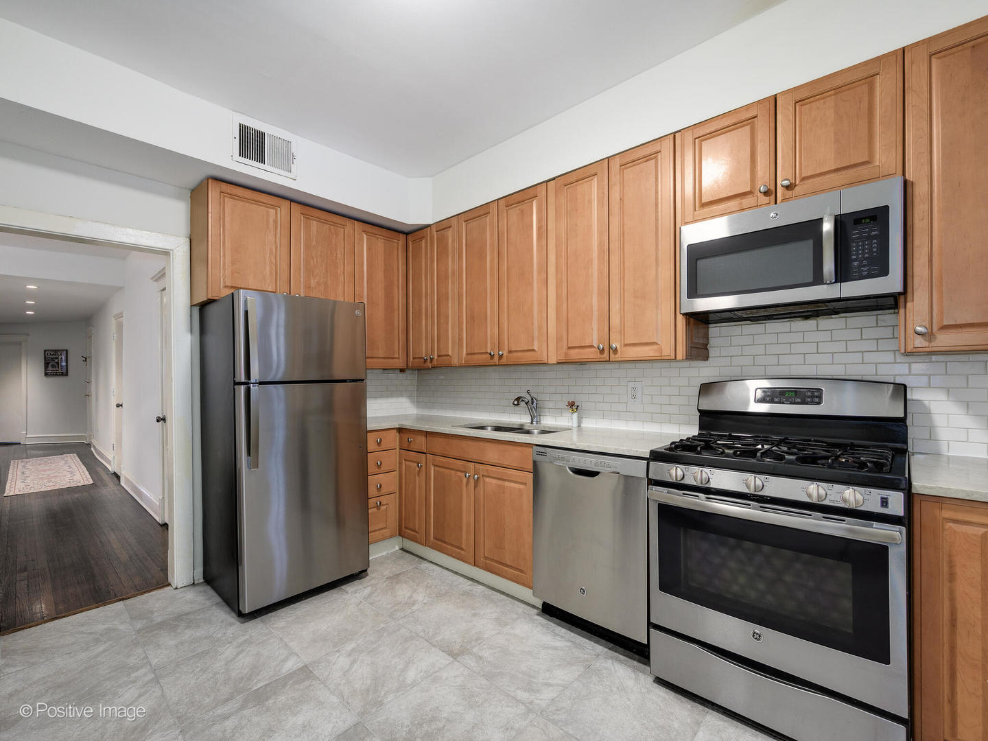 920 W Windsor Avenue Unit: 2E