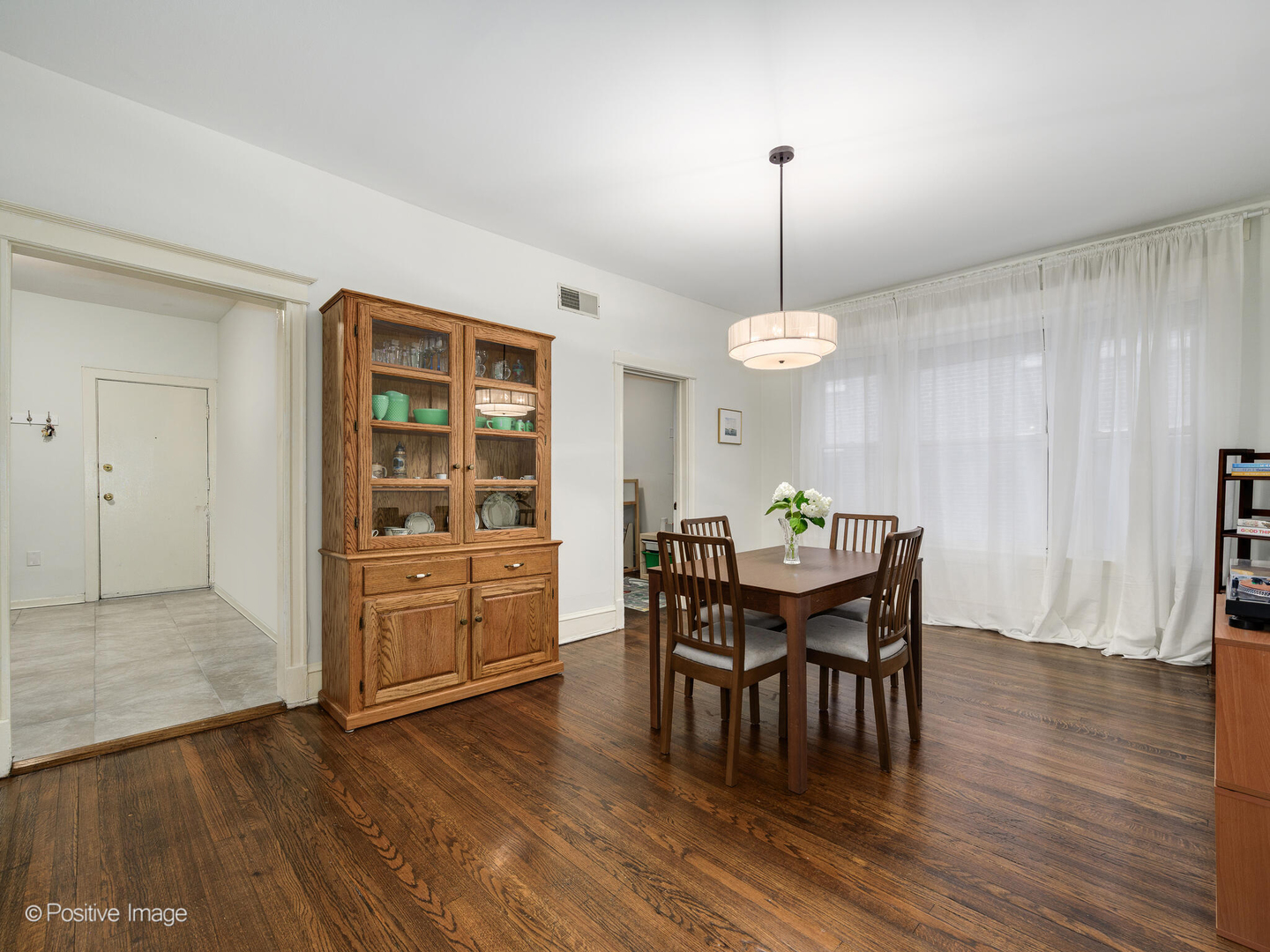 920 W Windsor Avenue Unit: 2E