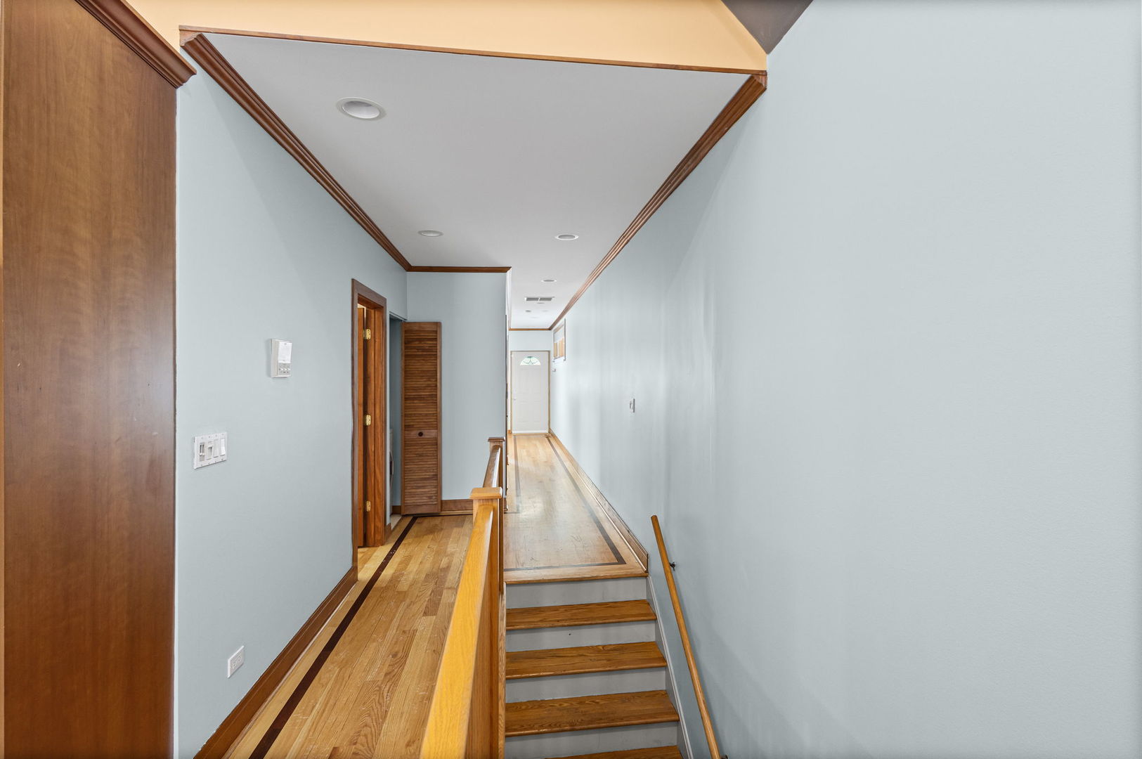 1031 N Marshfield Avenue Unit: 3