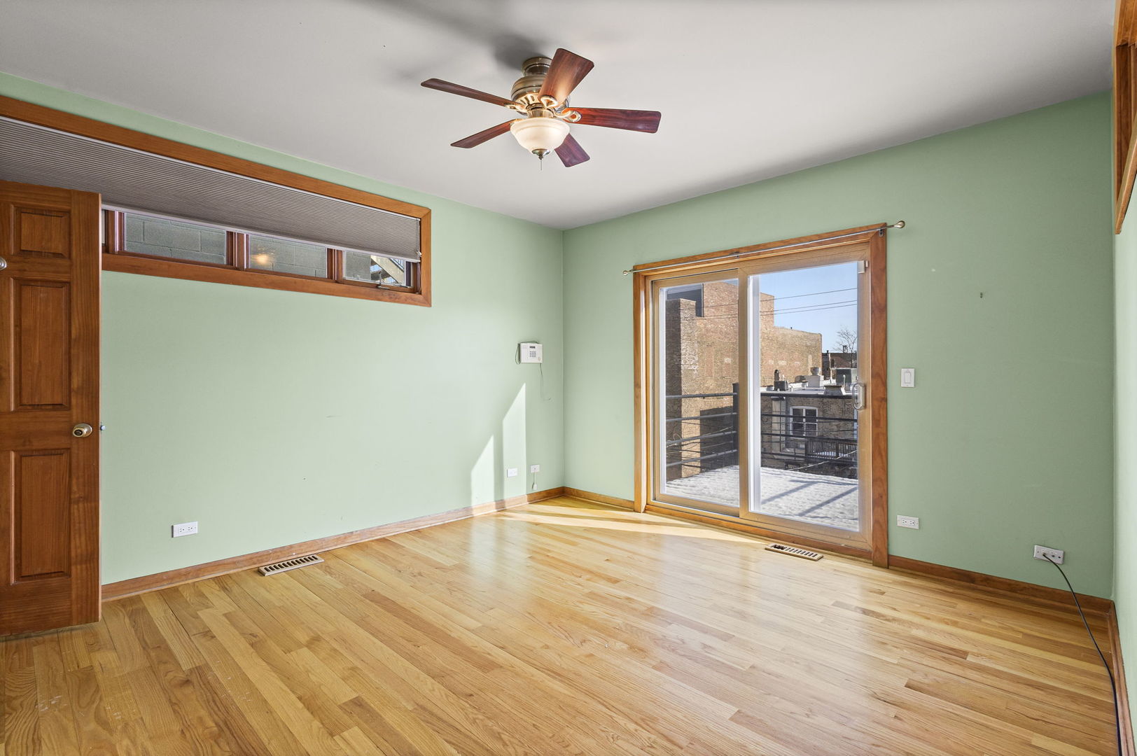 1031 N Marshfield Avenue Unit: 3