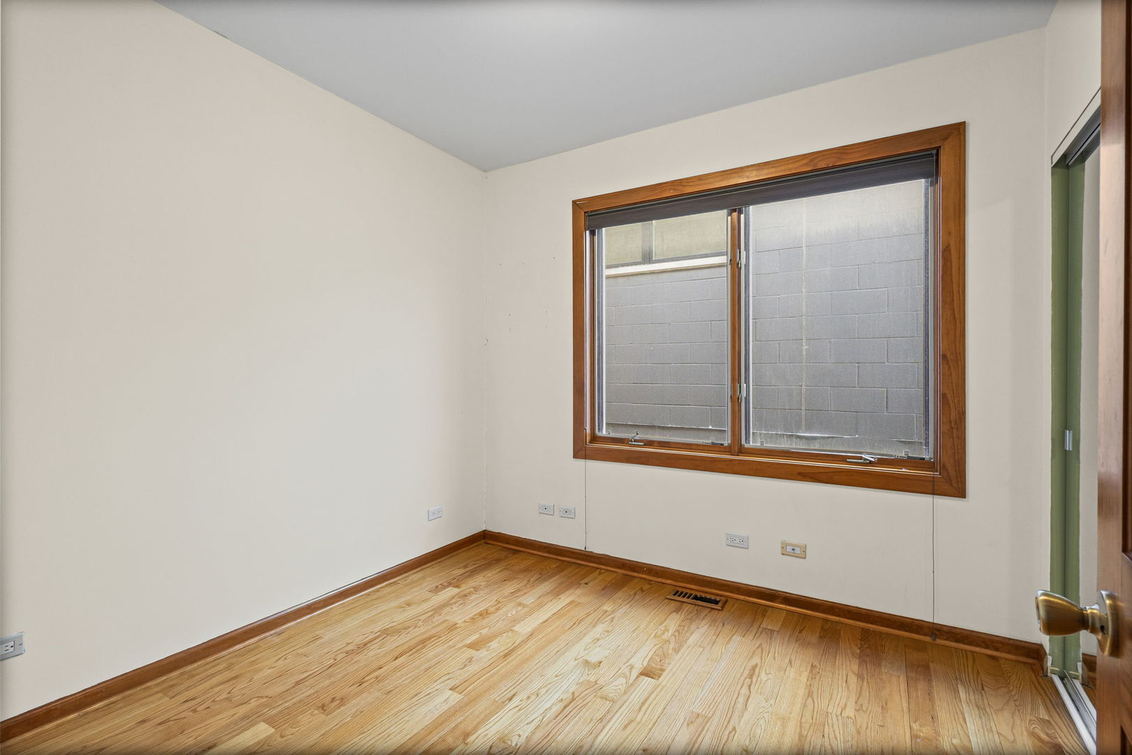 1031 N Marshfield Avenue Unit: 3