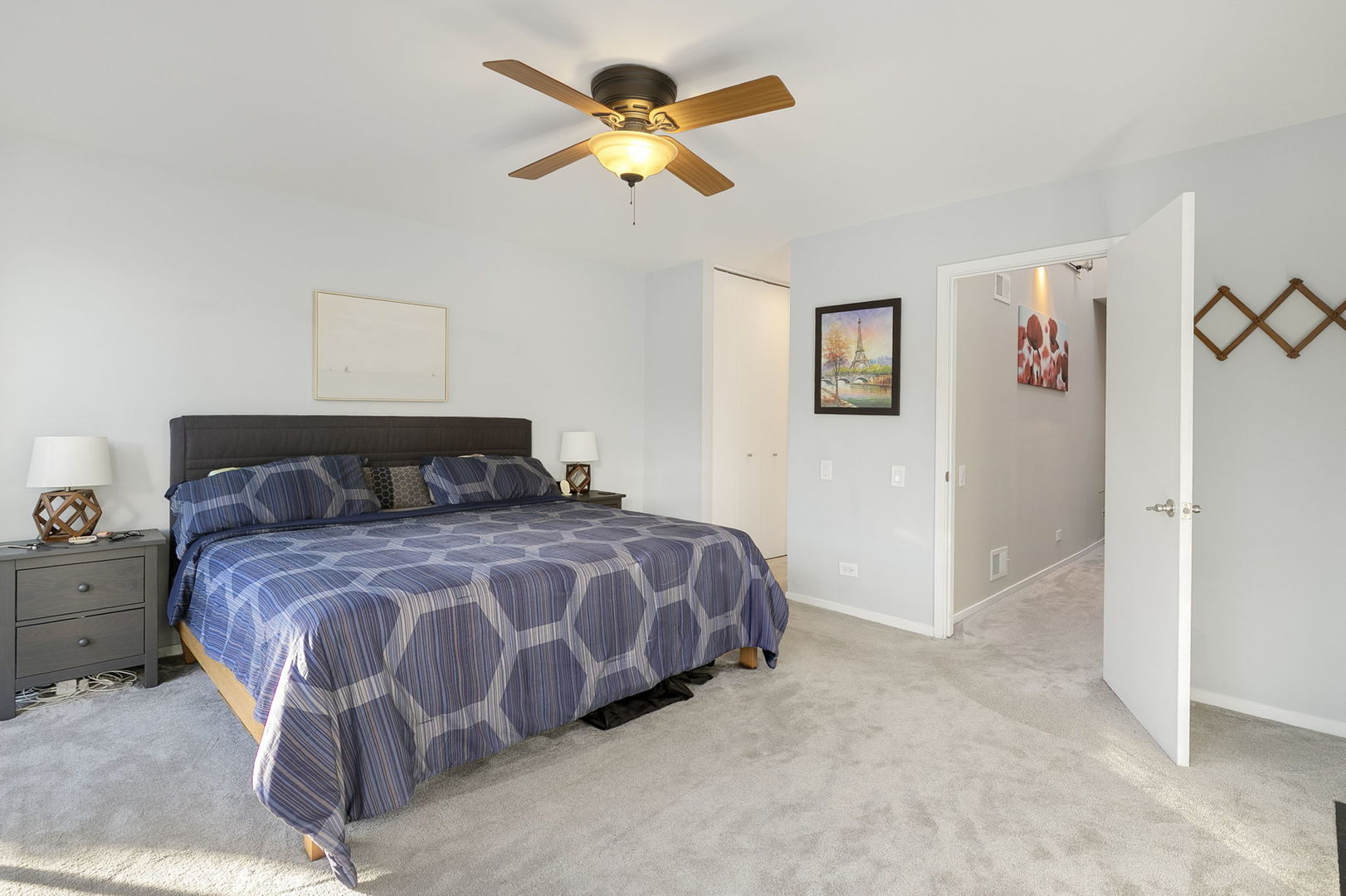 2501 N WAYNE Avenue Unit: 14