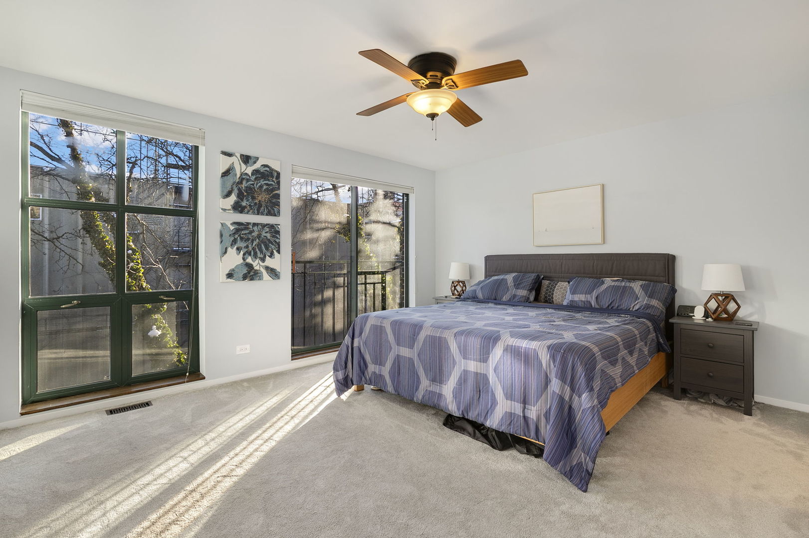 2501 N WAYNE Avenue Unit: 14