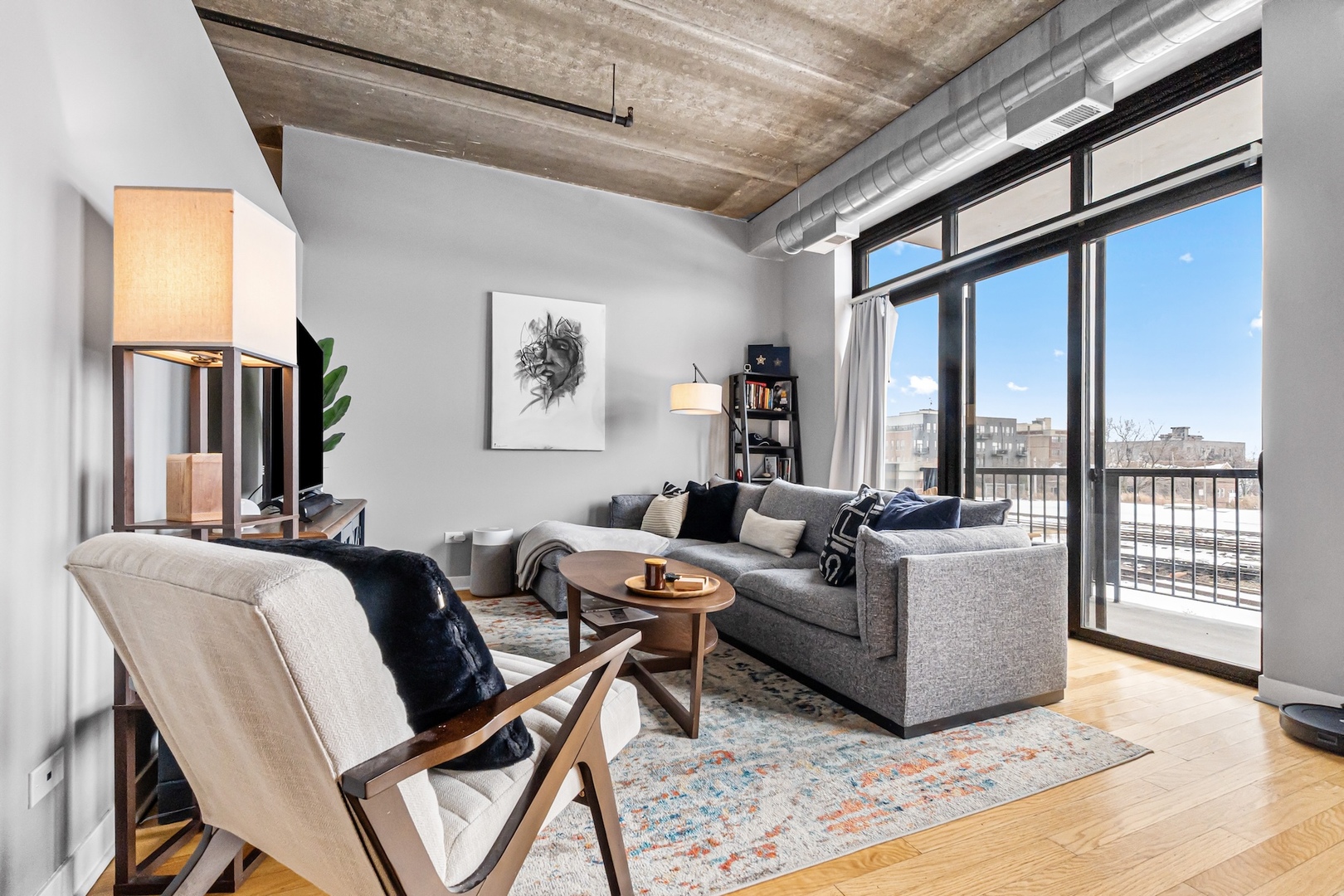 833 W 15th Place Unit: 311