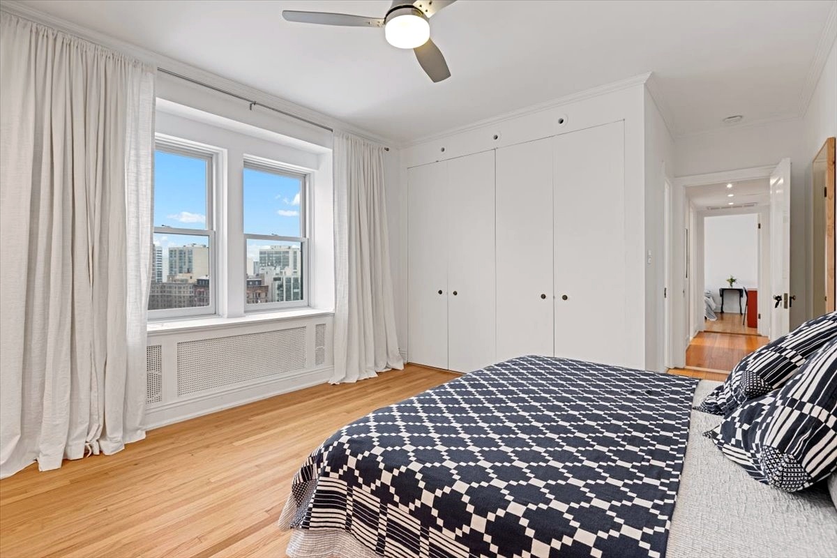431 W Oakdale Avenue Unit: 13D