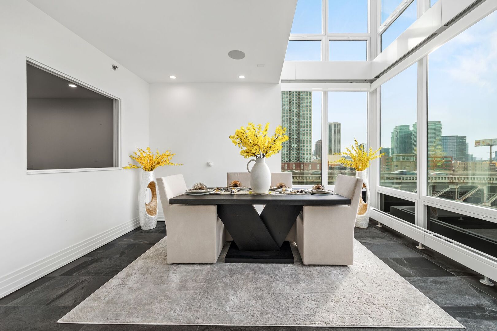 600 N Kingsbury Street Unit: 506