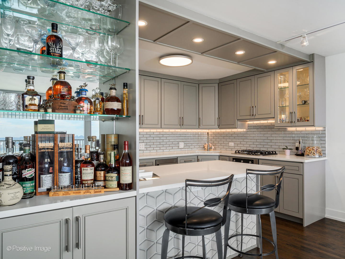 400 E Randolph Street Unit: 3715