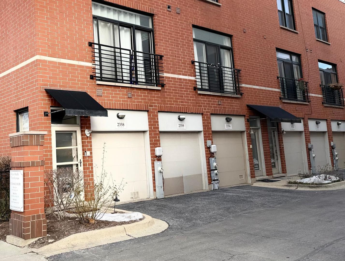 2350 W GEORGE Street Unit: 2350