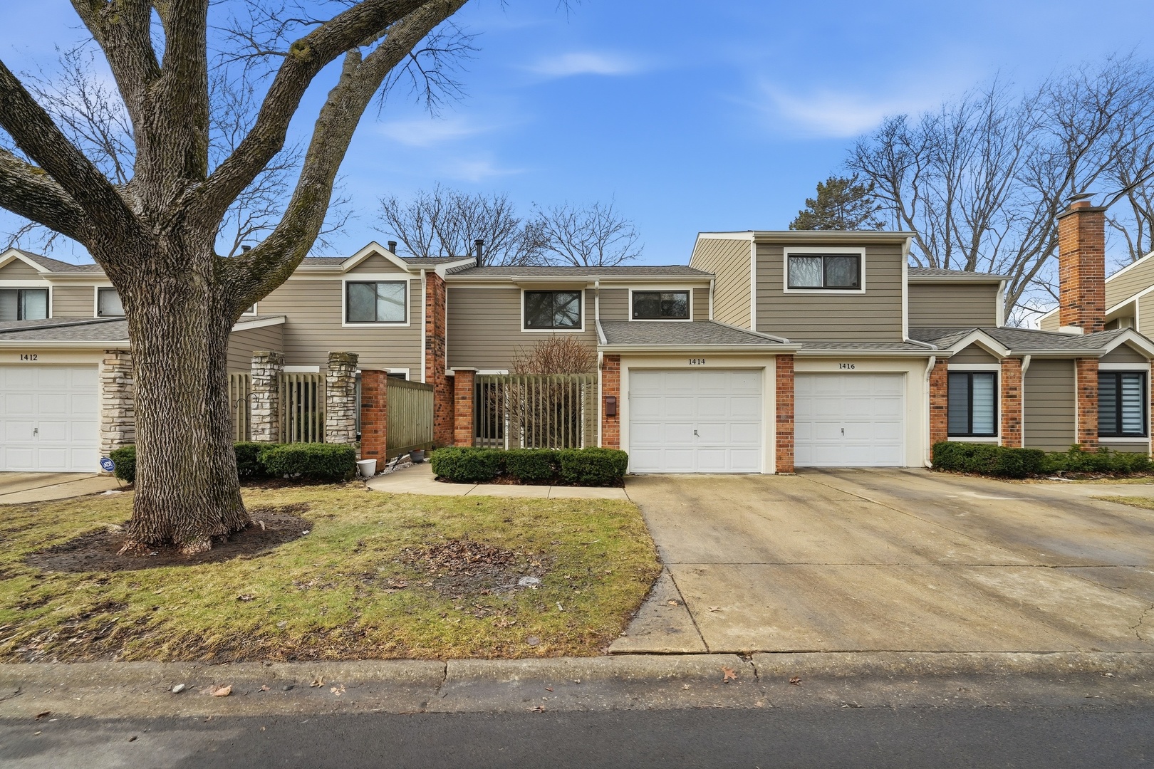 1414 N Bridgeport Drive