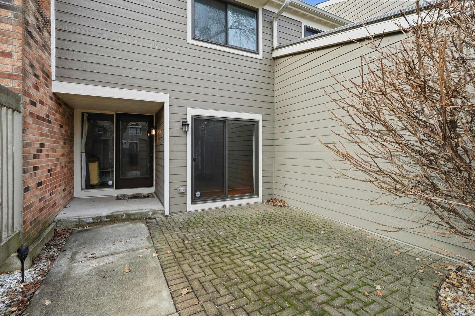 1414 N Bridgeport Drive