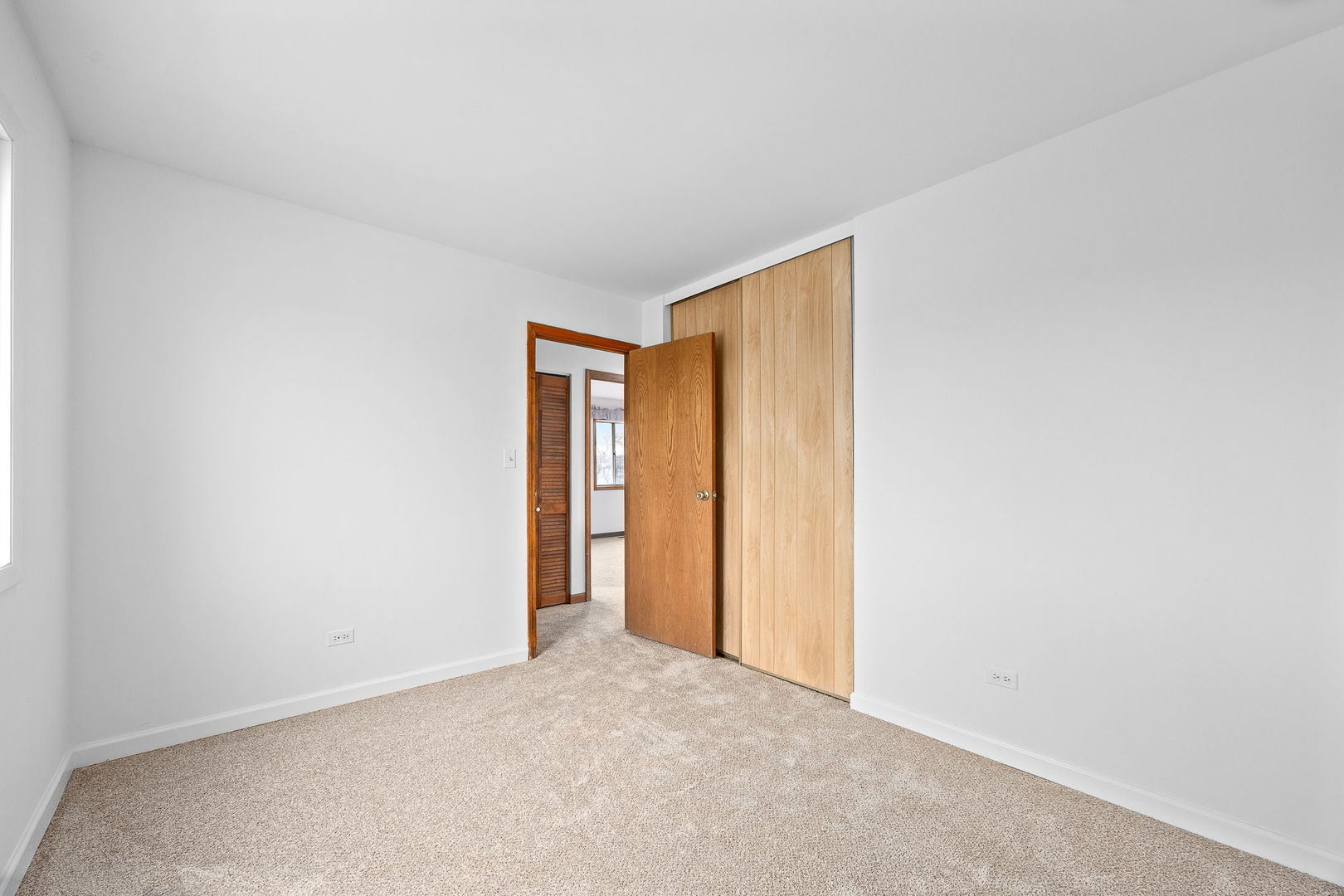1 Scarlet Hawthorne Court