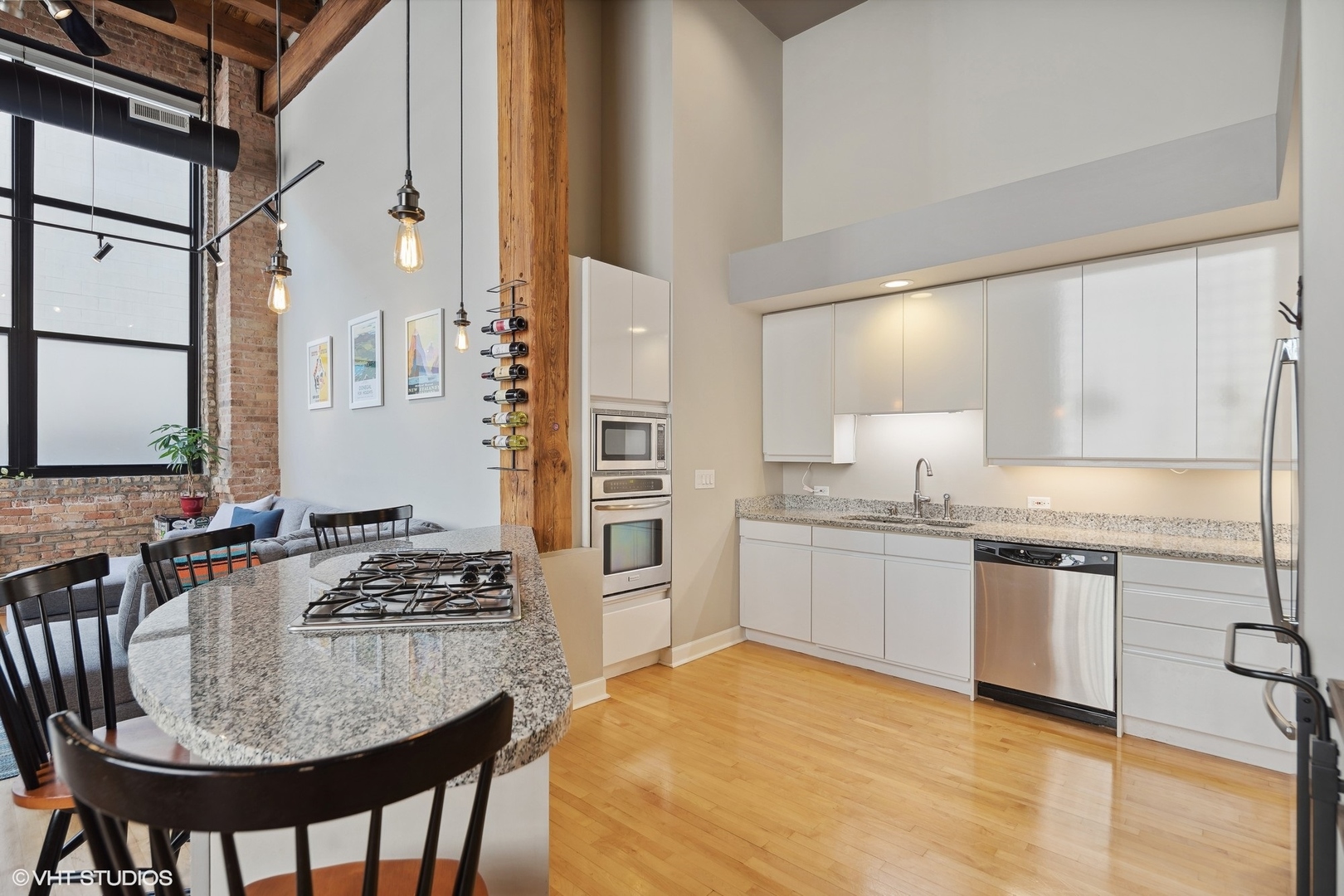 11 N Green Street Unit: 2A