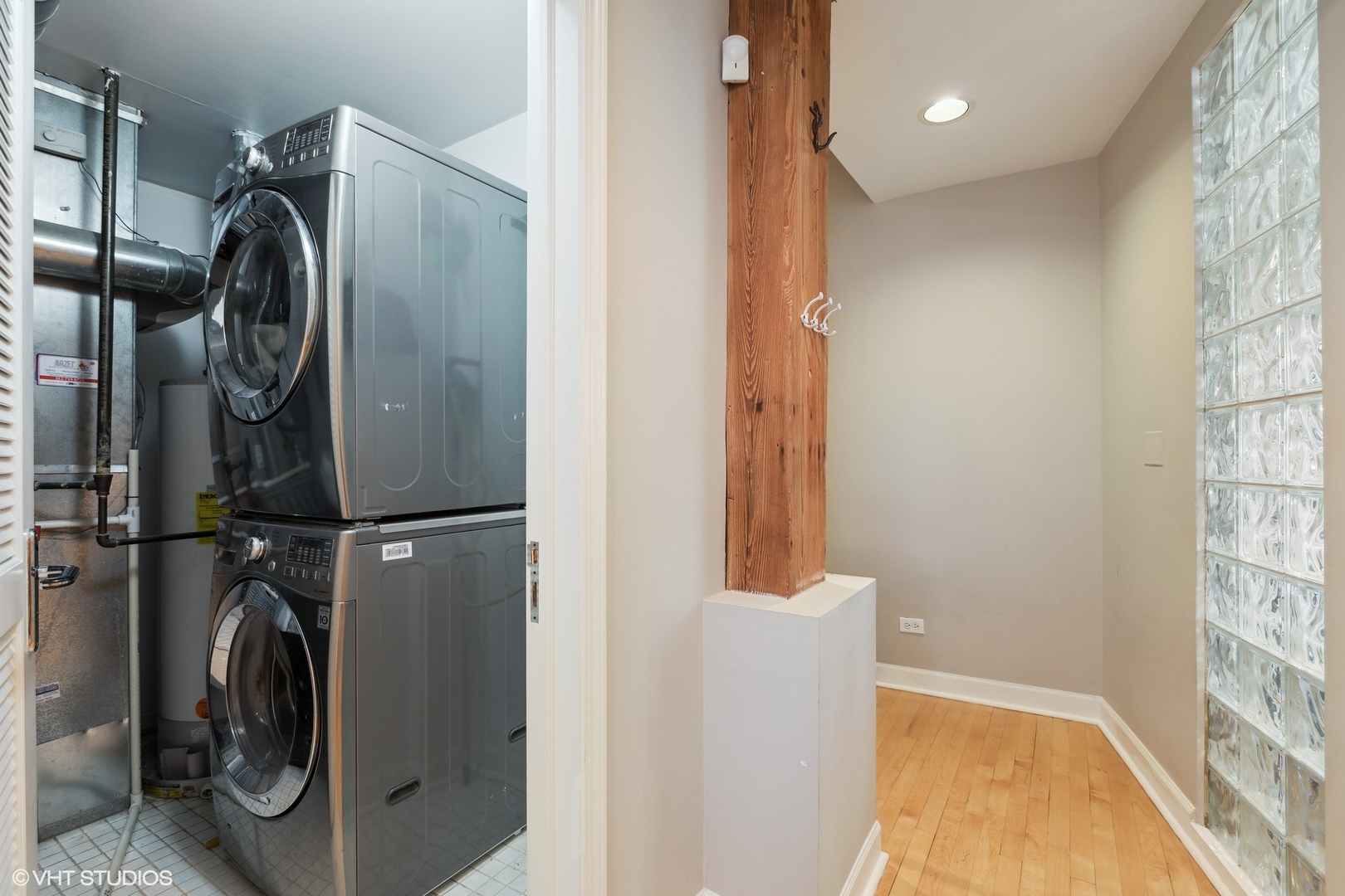 11 N Green Street Unit: 2A