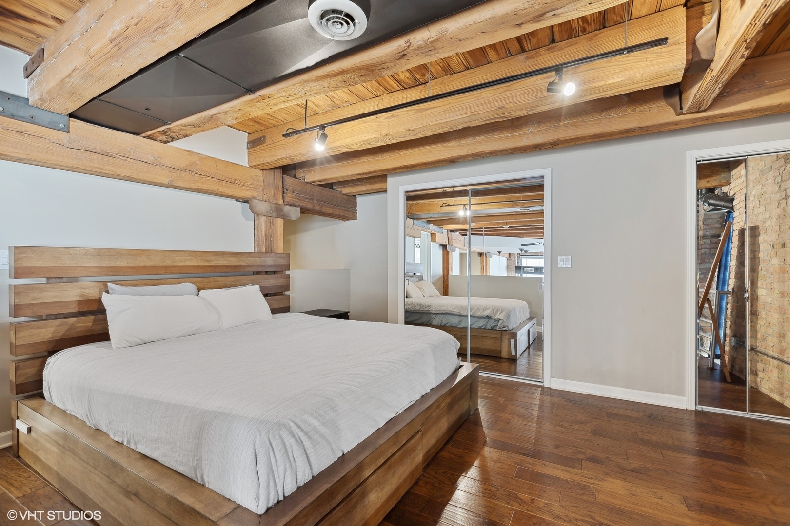 11 N Green Street Unit: 2A